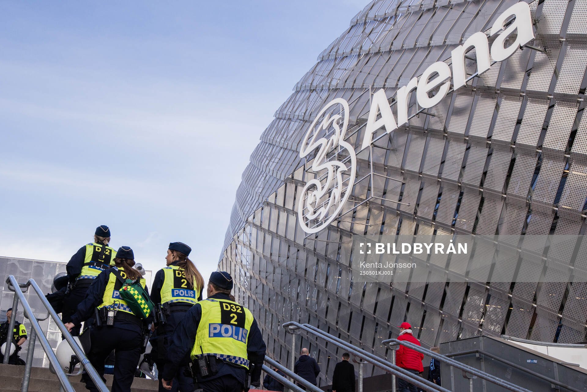 Police outside 3Arena ahead of the UEFA Conference League semifinal between Djurgården and Chelsea on May 1, 2025 in Stockholm.