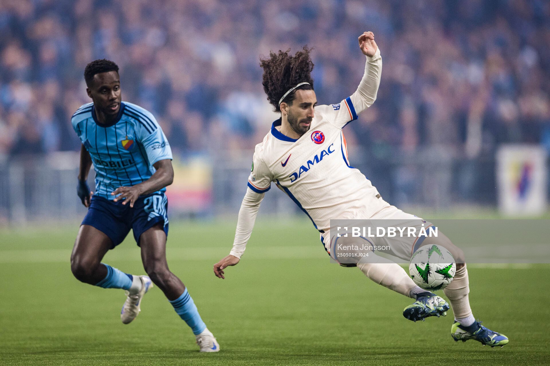 Tokmac Nguen of Djurgården and Marc Cucurella of Chelsea during the UEFA Conference League semifinal between Djurgården and Chelsea on May 1, 2025 in Stockholm.