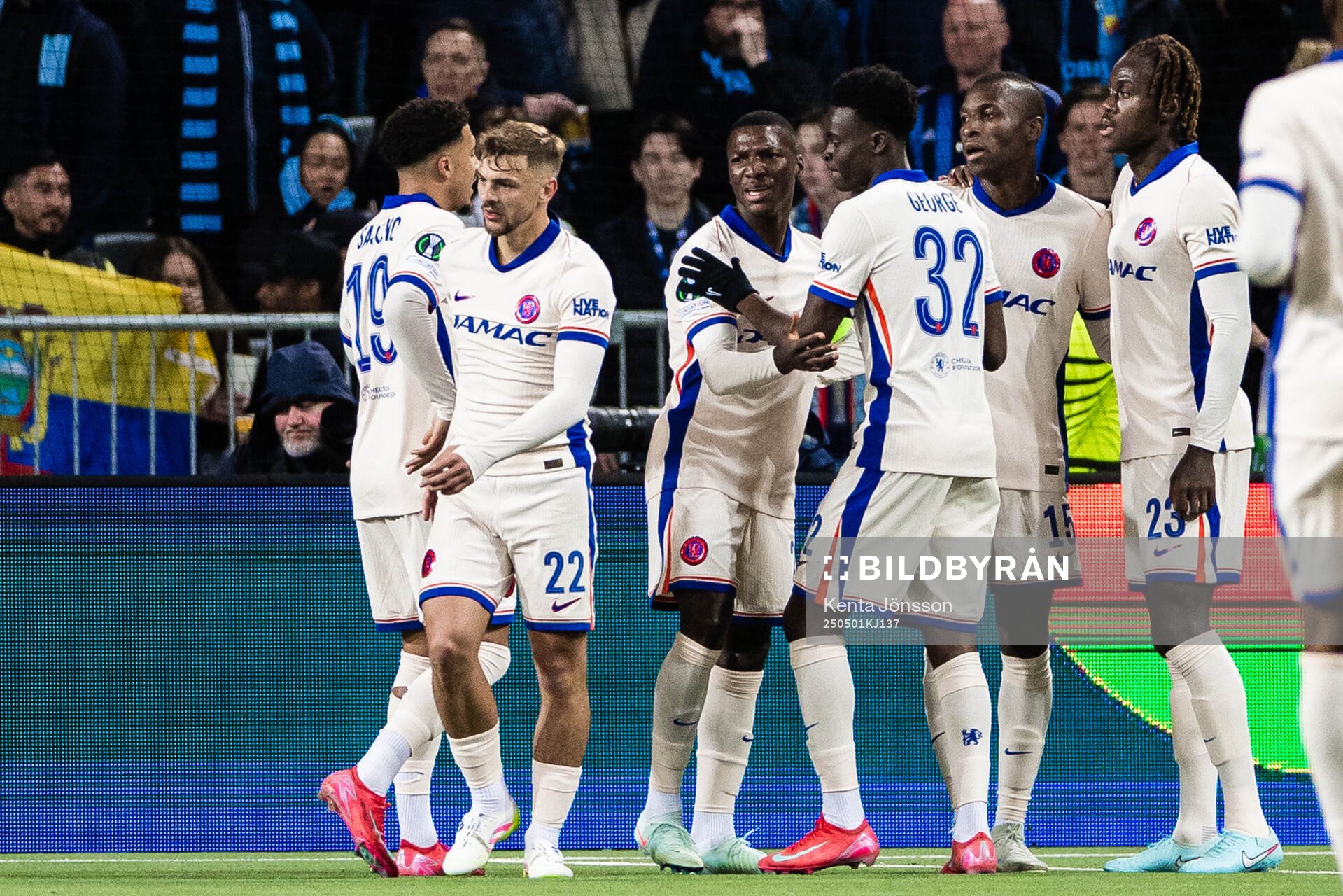 Moises Caicedo of Chelsea celebrates after 0-3 during the UEFA Conference League semifinal between Djurgården and Chelsea on May 1, 2025 in Stockholm.