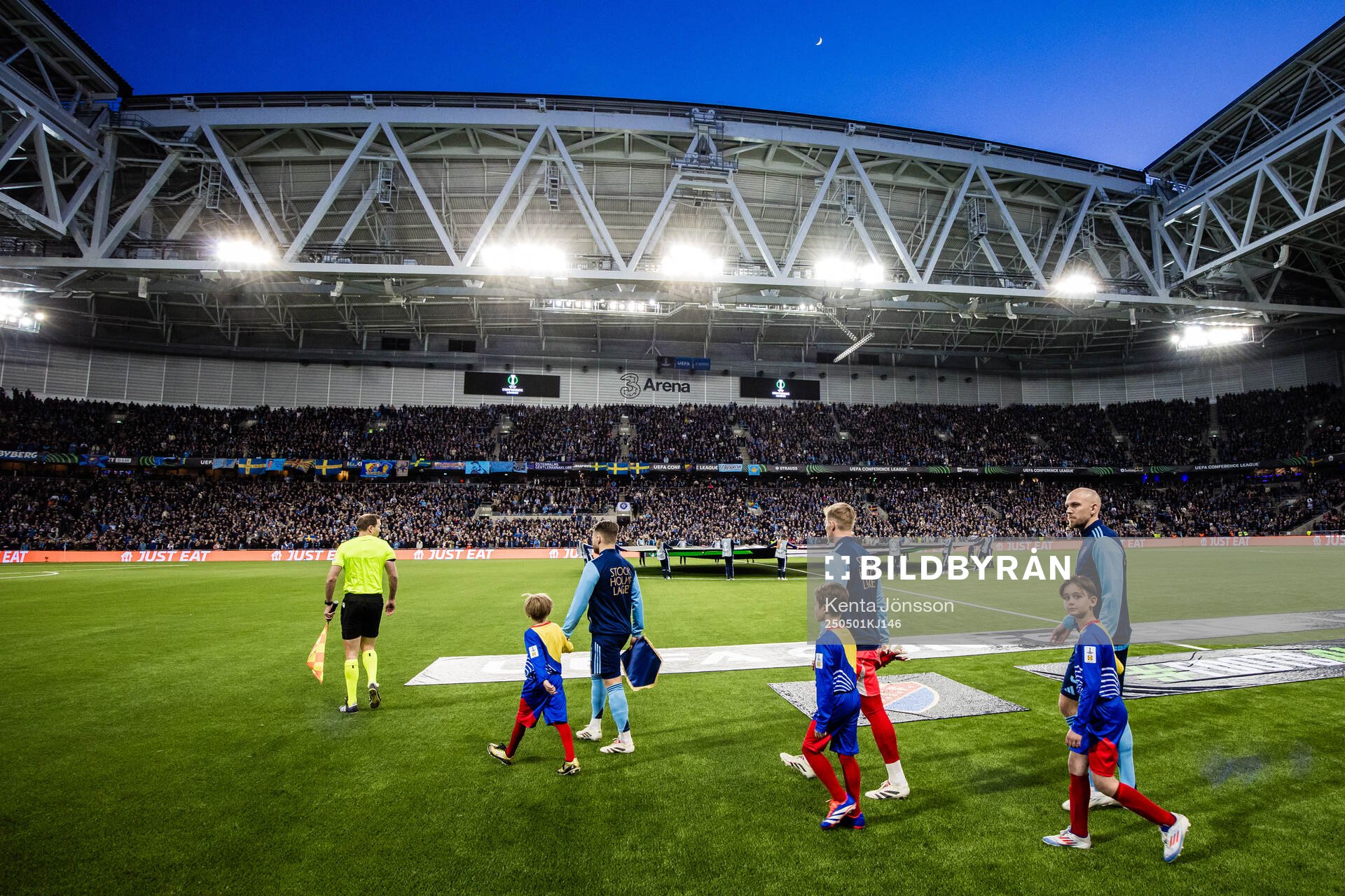Jacob Une, goalkeeper Jacob Rinne and Marcus Danielson of Djurgården ahead of the UEFA Conference League semifinal between Djurgården and Chelsea on May 1, 2025 in Stockholm.