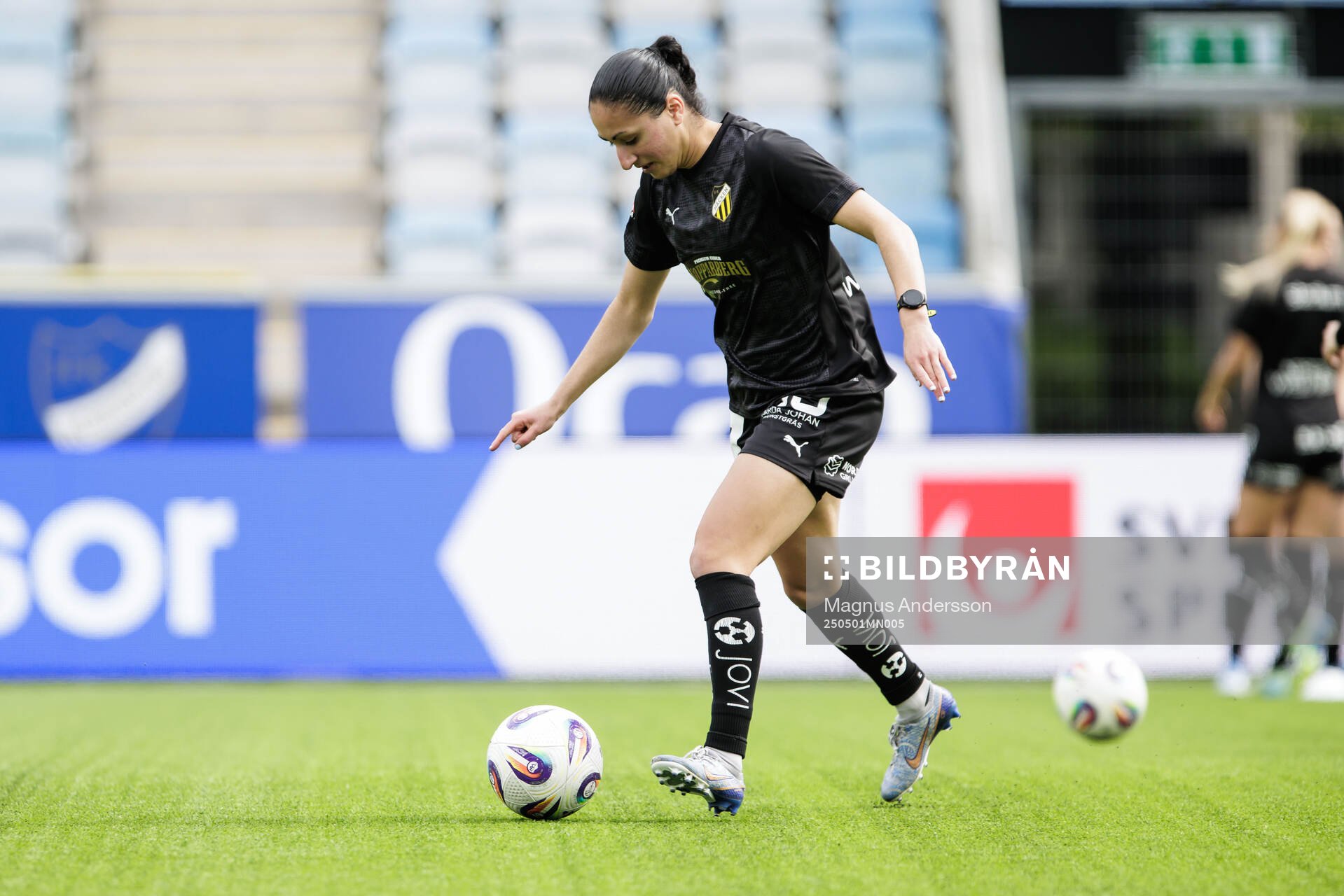Häckens Nesrin Akgun inför semifinalen i Svenska Cupen mellan IFK Norrköping och Häcken den 1 maj 2025 i Norrköping. 