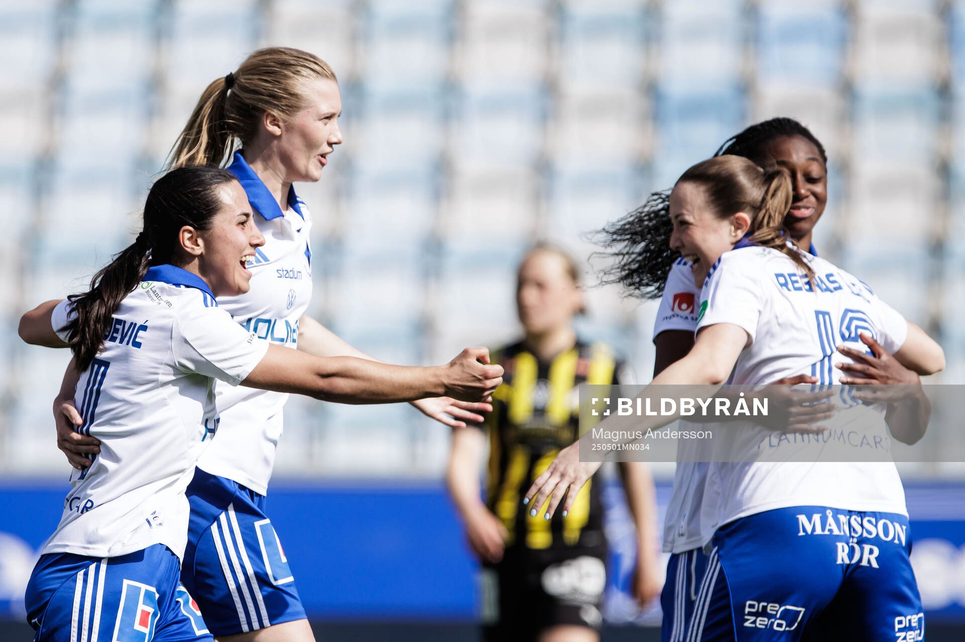 Norrköpings spelare jublar