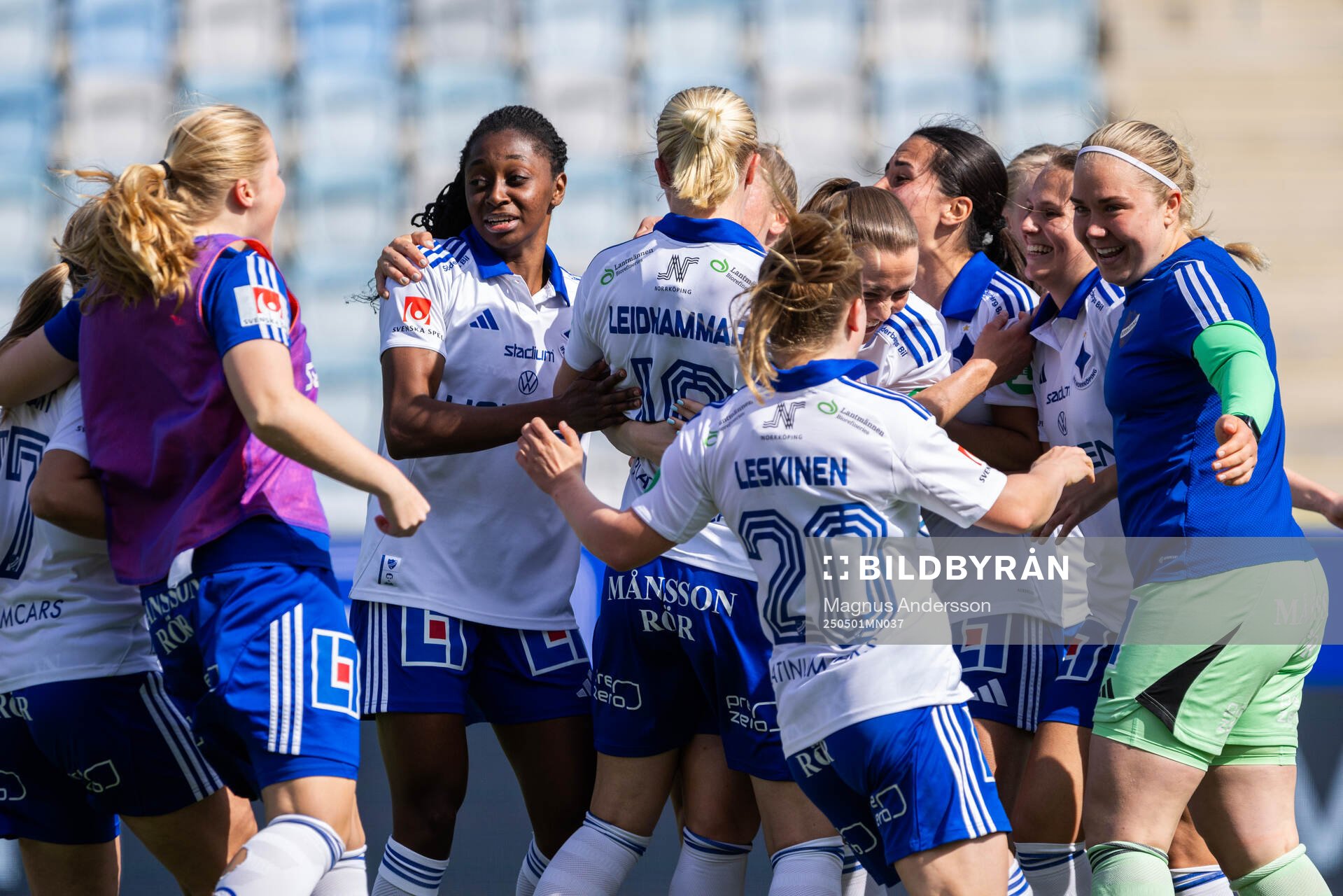 IFK Norrköpings spelare jublar