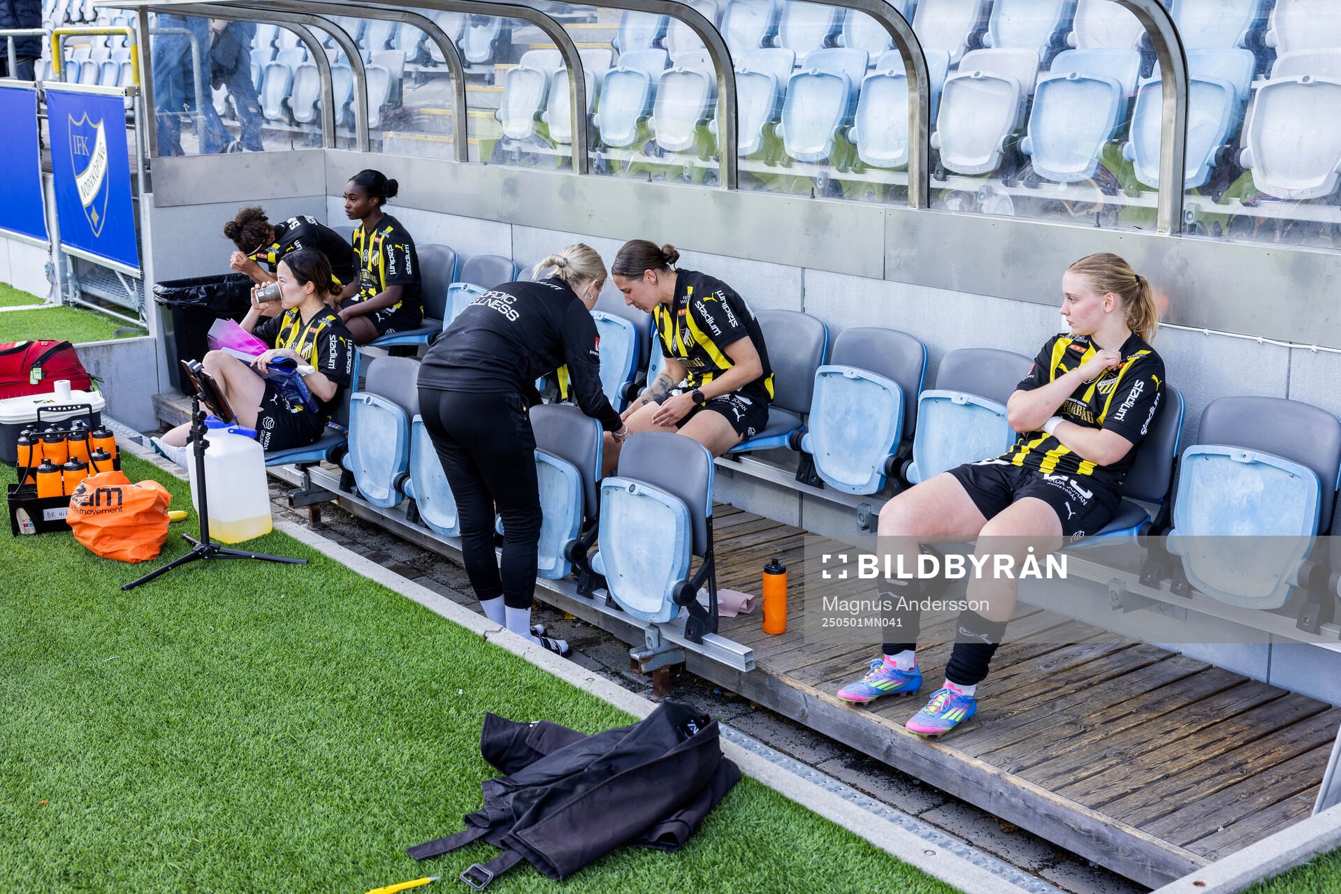 Häckens spelare deppar