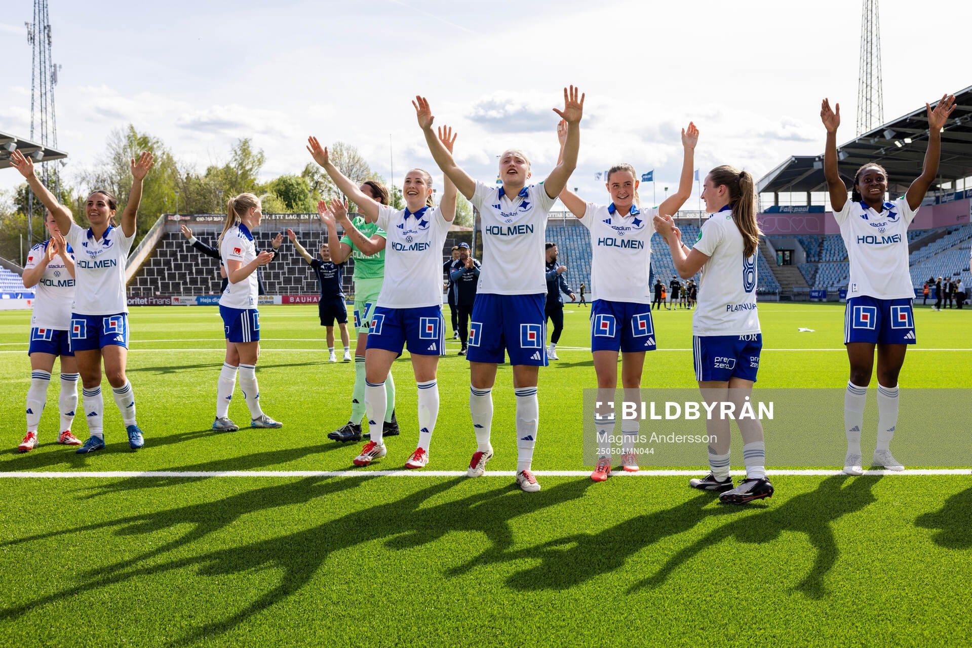 IFK Norrköpings spelare jublar