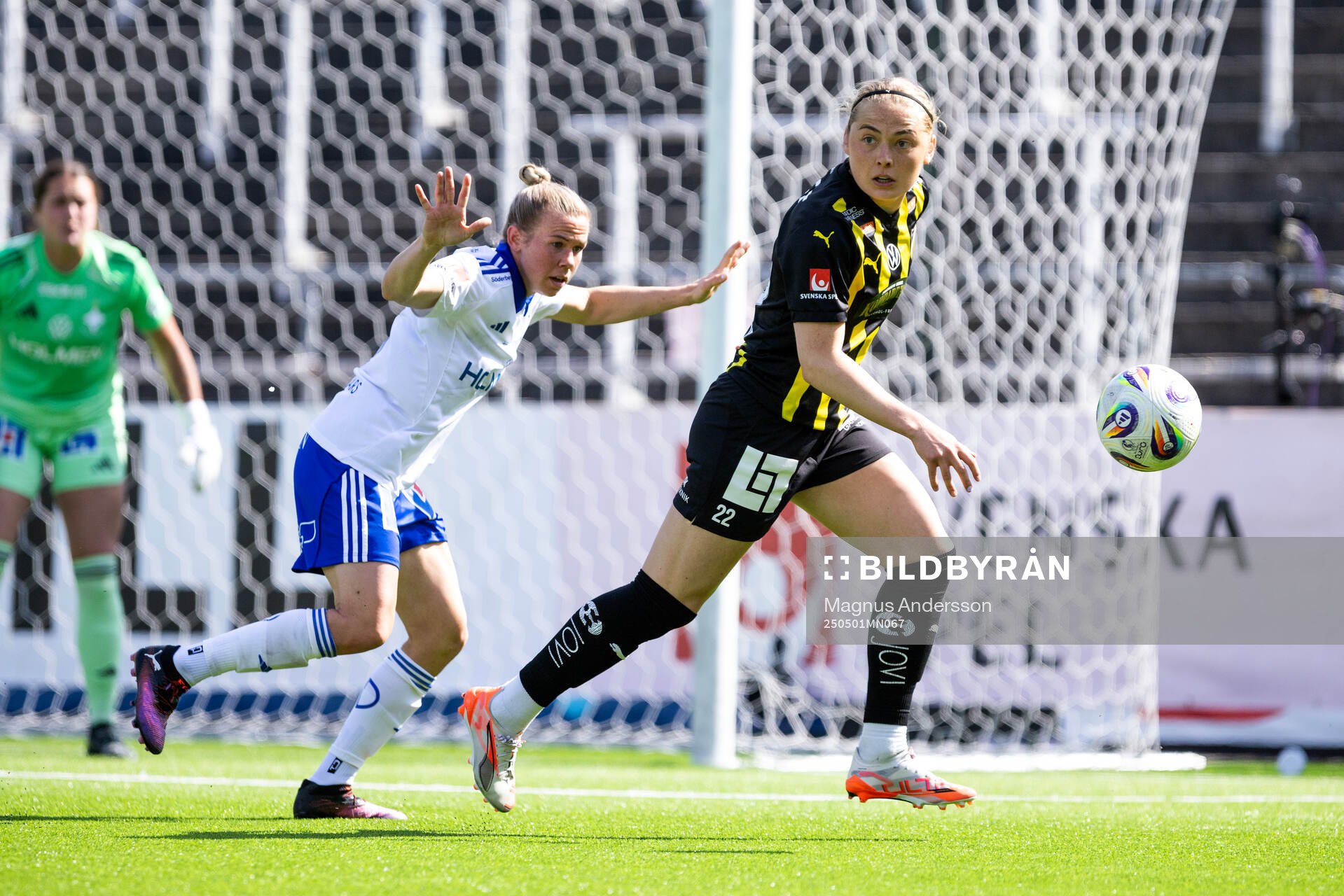 IFK Norrköpings Jessica Wik och Häckens Paulina Nyström