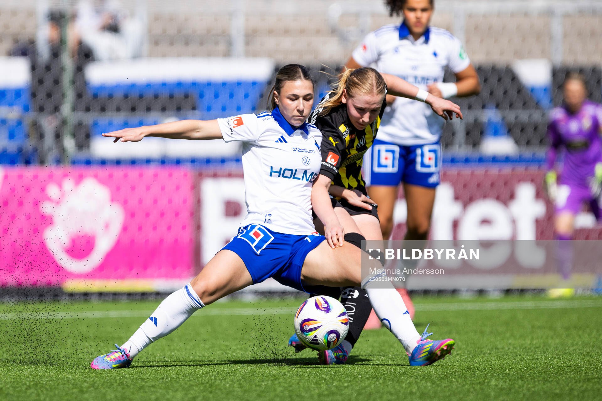 IFK Norrköpings Maja Regnås Valcic och Häckens Johanna