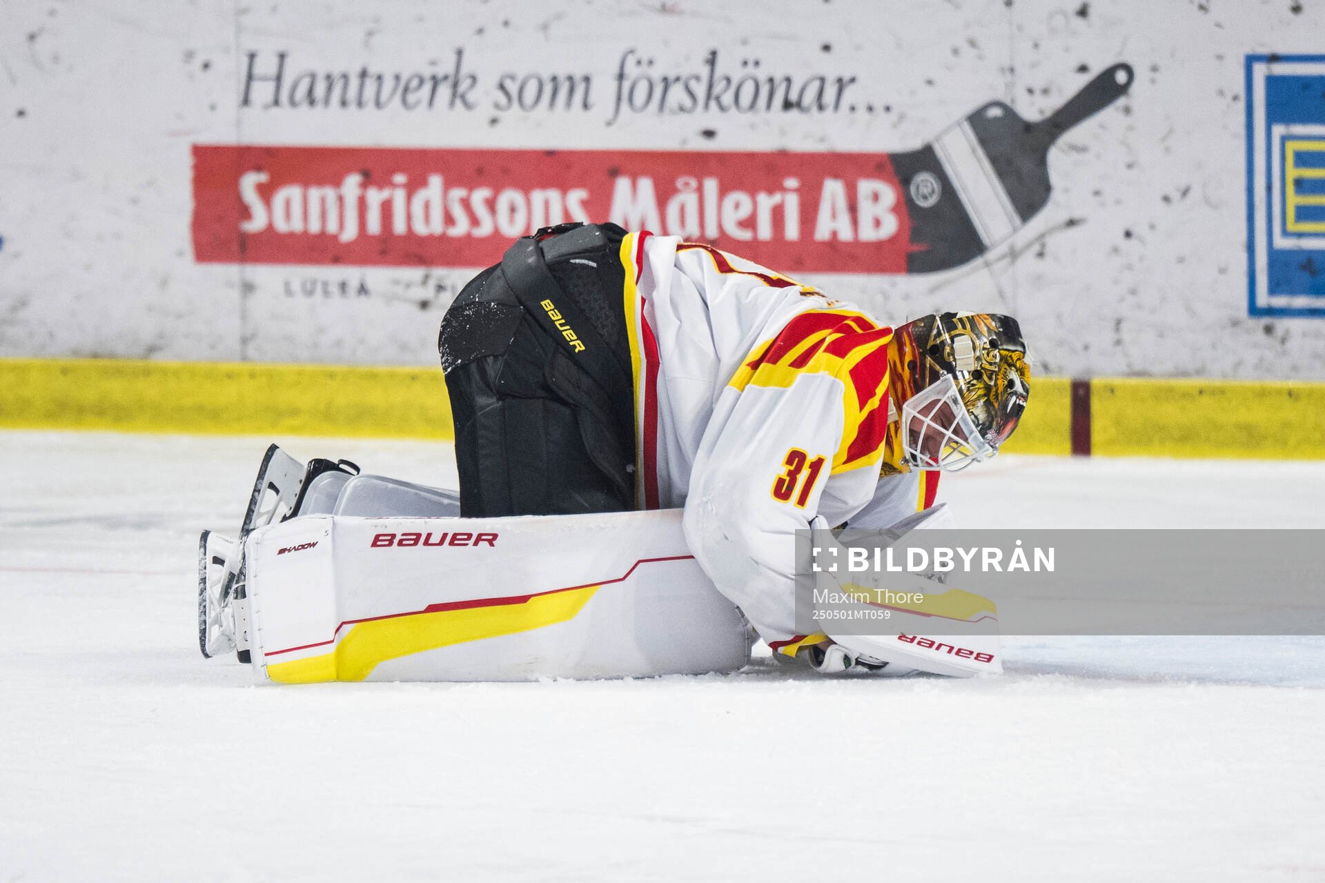 Brynäs målvakt Erik Källgren har ont