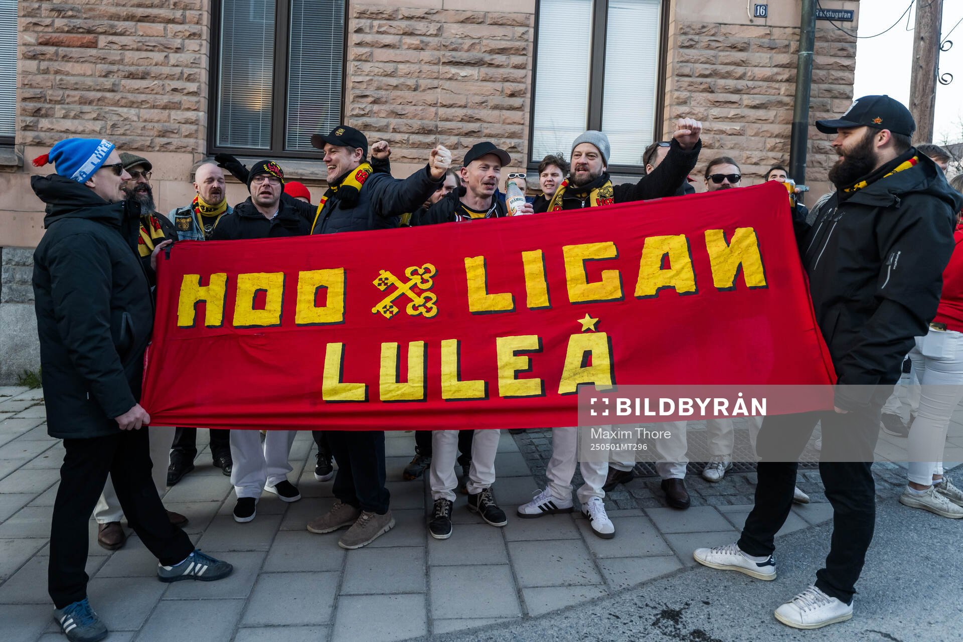 Luleås supportrar jublar