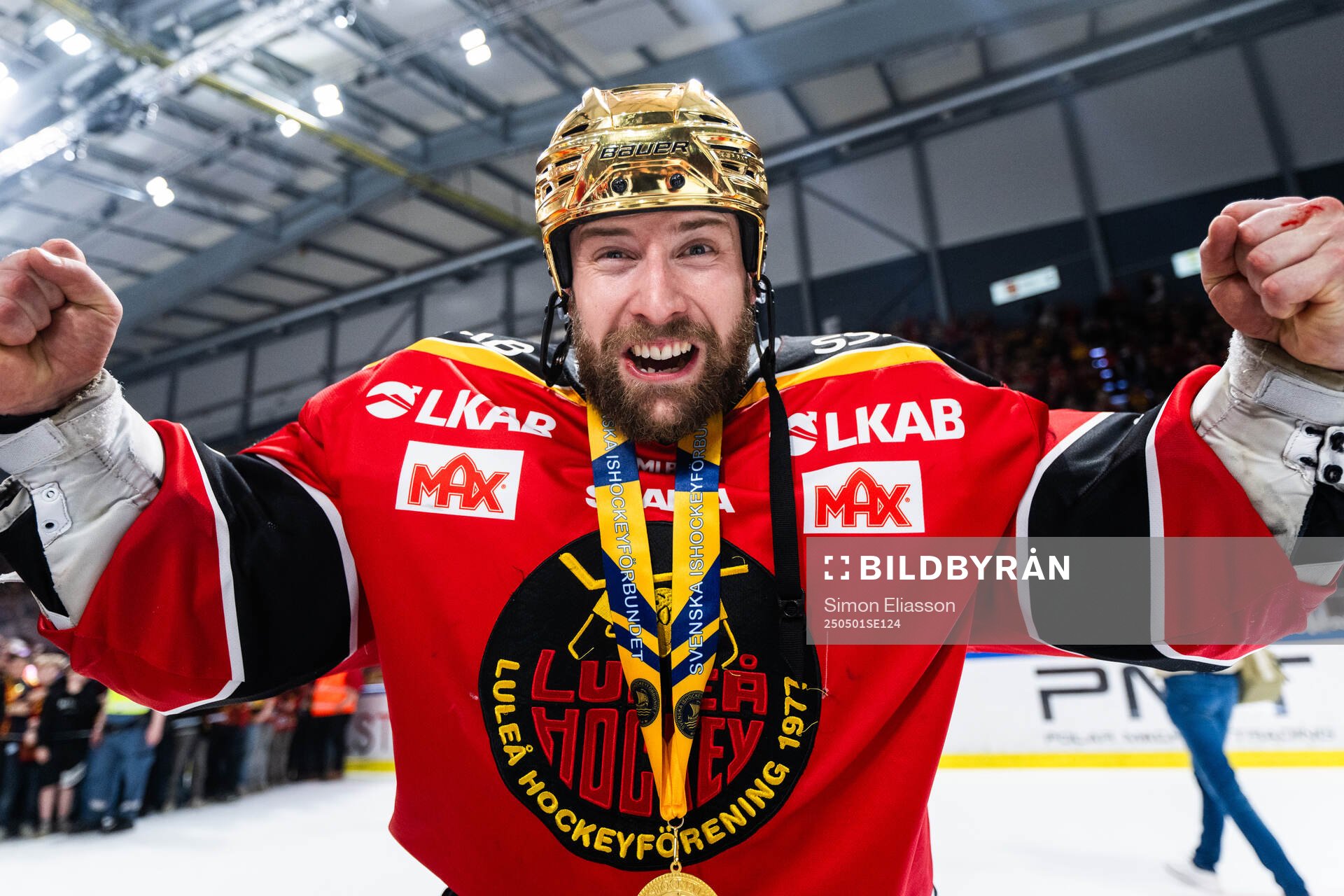 Luleås målvakt Joel Lassinantti jublar