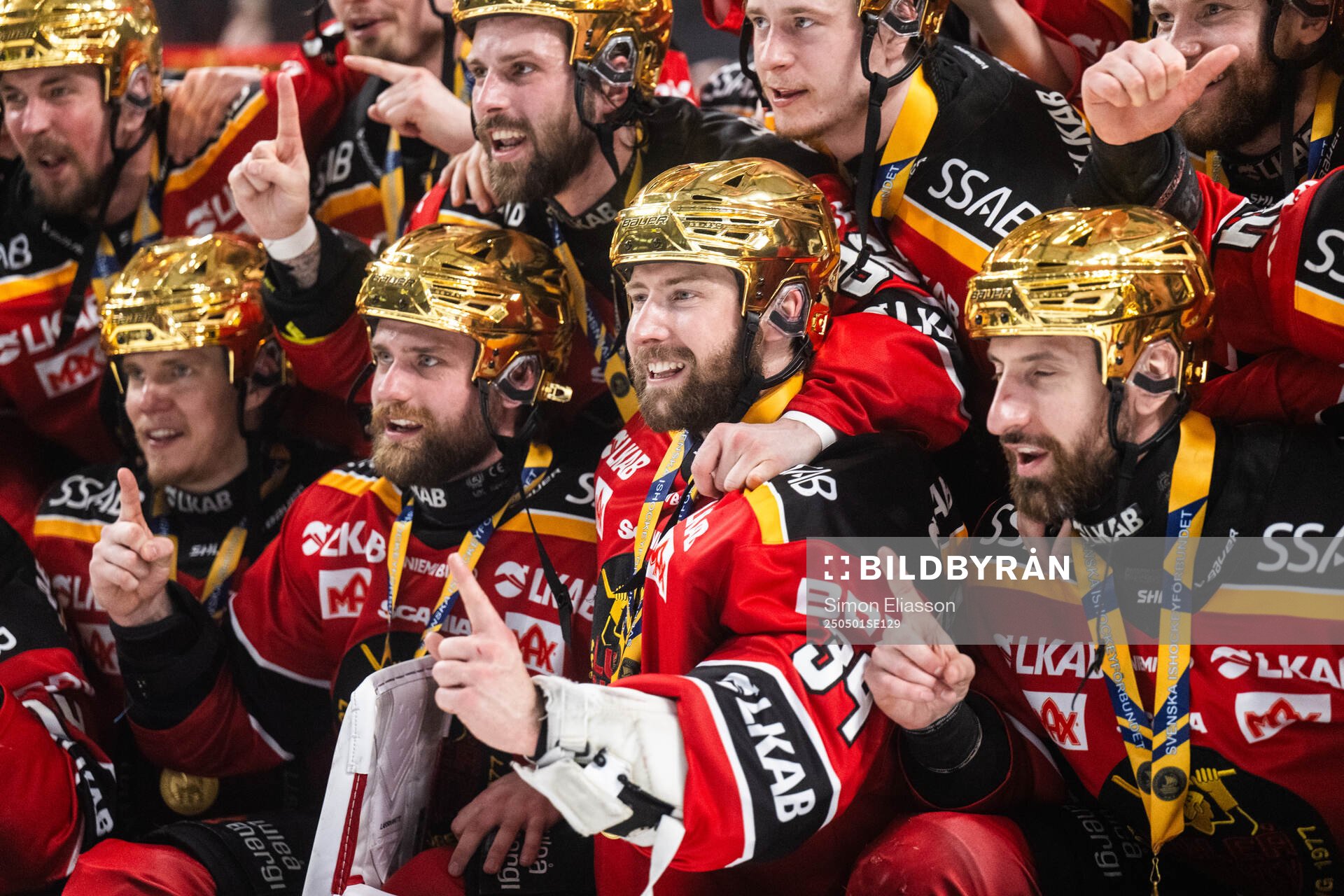 Luleås målvakt Joel Lassinantti jublar