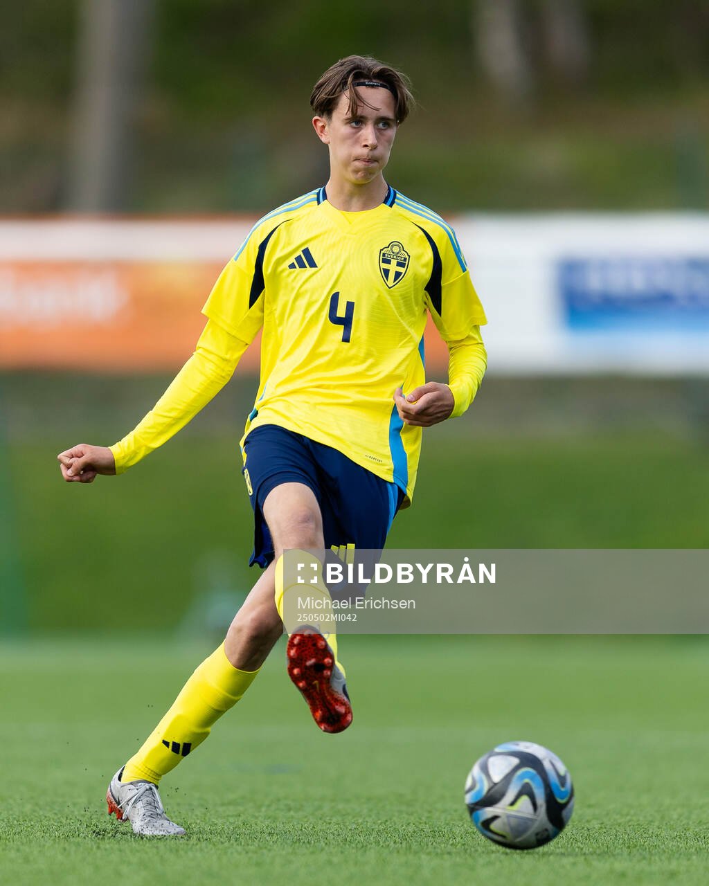 Truls Flodin Furuseth of Sweden during the UEFA Development Tournament between Sweden and Czech Republic on May 2, 2025 in Lysekil.