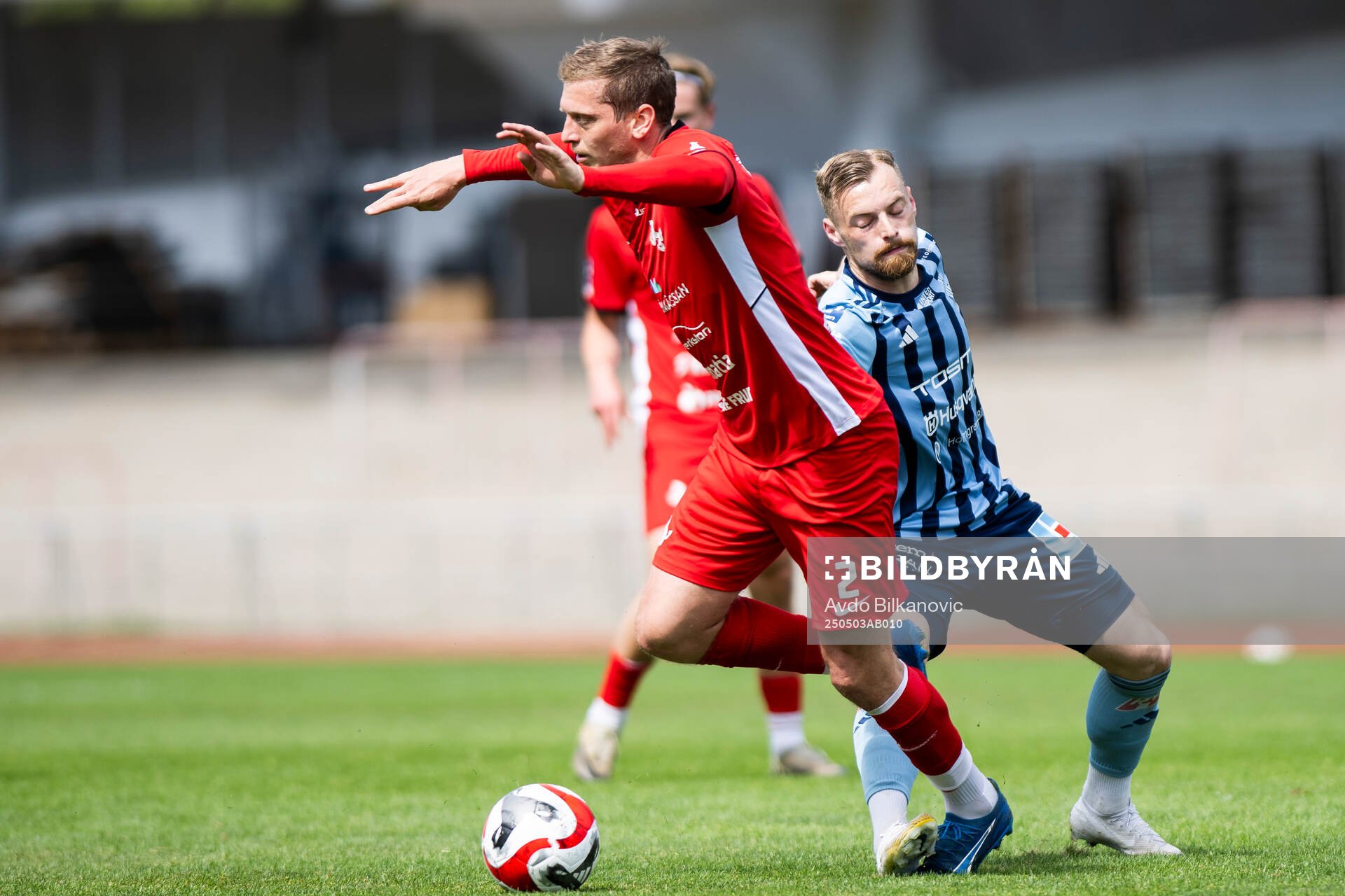 Ariana FCs Philip Andersson under fotbollsmatchen i Ettan södra mellan Ariana FC och Husqvarna FF den 3 maj 2025 i Malmö. 