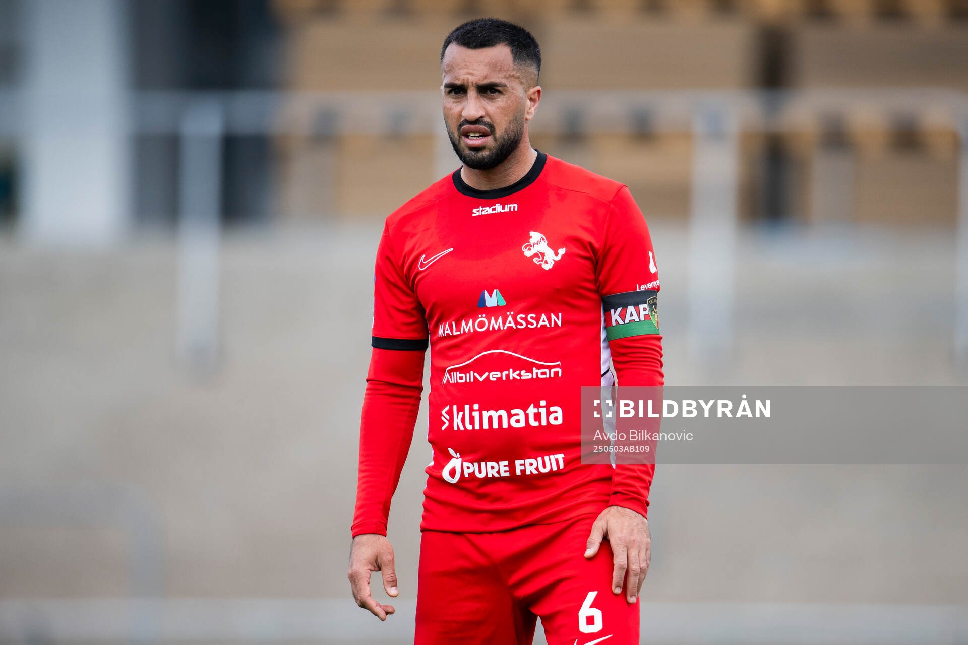 Ariana FCs Brwa Nouri under fotbollsmatchen i Ettan södra mellan Ariana FC och Husqvarna FF den 3 maj 2025 i Malmö. 