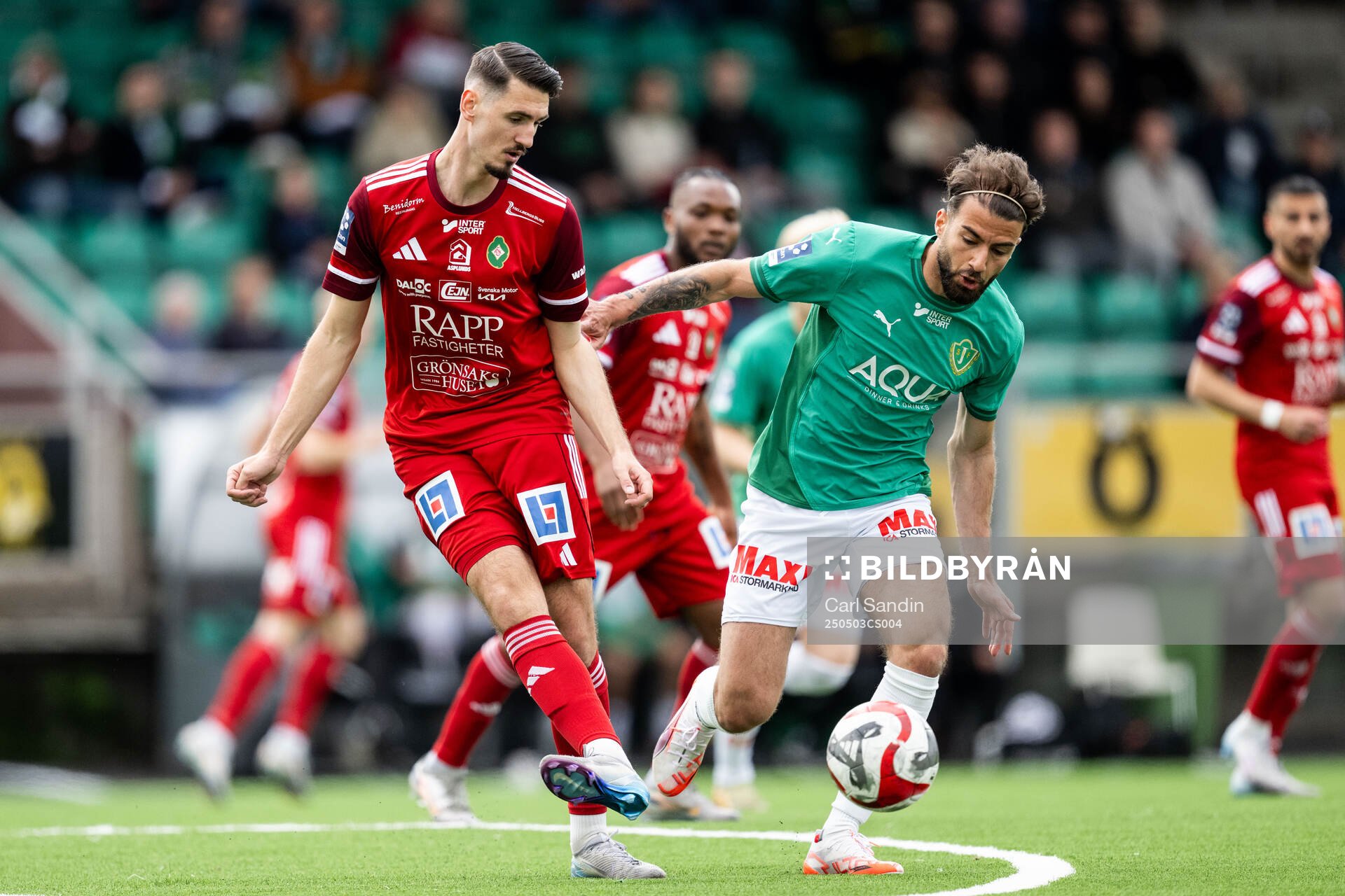 Skövde AIKs Aldin Basic och Jönköpings Södras Anmar