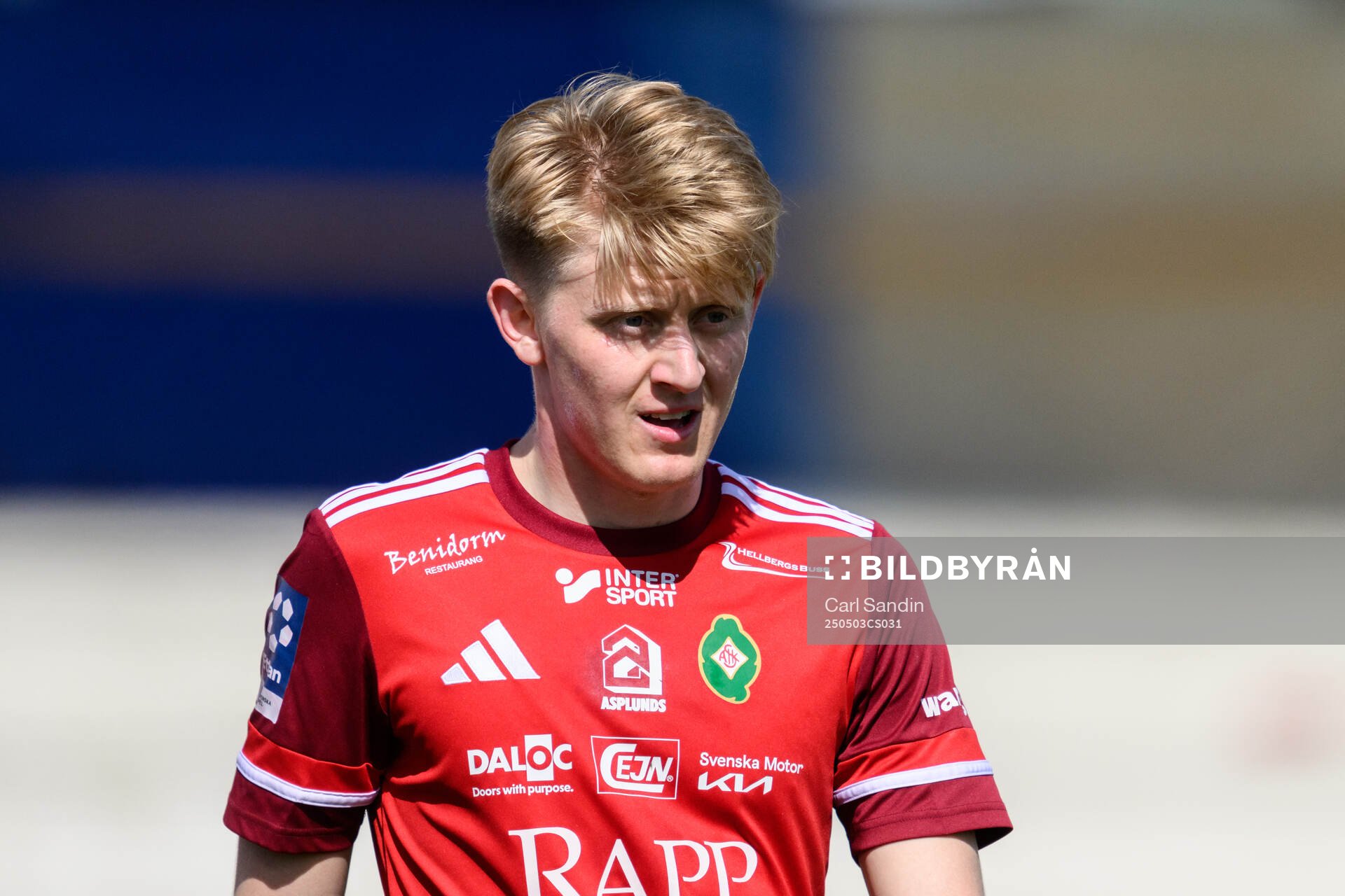 Skövde AIKs Elias Nordström under fotbollsmatchen i Ettan södra mellan Skövde AIK och Jönköpings Södra den 3 maj 2025 i Skövde. 