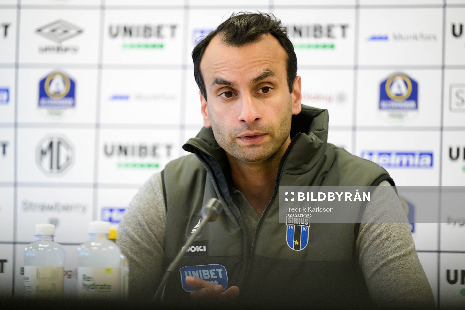 Sirius tränare Andreas Engelmark under presskonferensen efter fotbollsmatchen i Allsvenskan mellan Degerfors och Sirius den 3 maj 2025 i Degerfors.