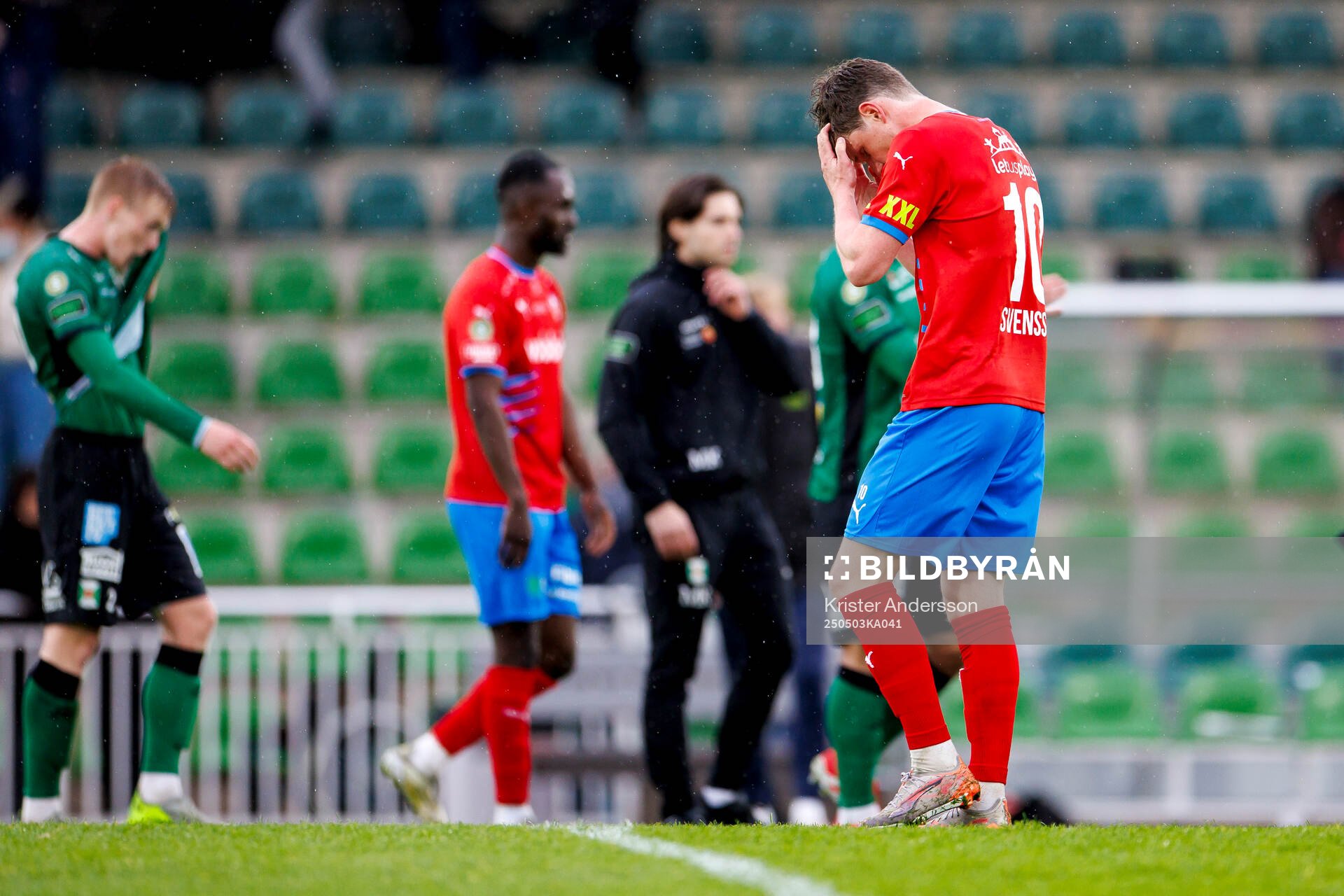 Helsingborgs Max Svensson deppar