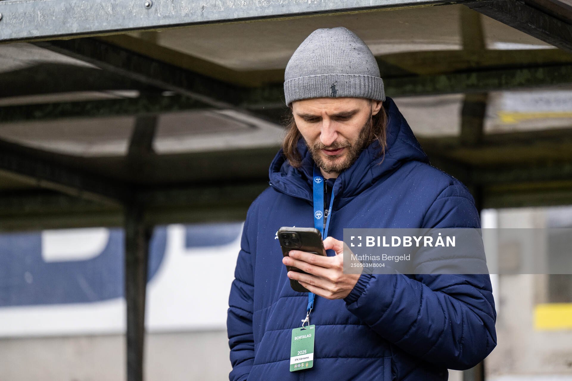 Värnamos Pawel Cibicki inför fotbollsmatchen i Allsvenskan mellan Halmstad och Värnamo den 3 maj 2025 i Halmstad. 