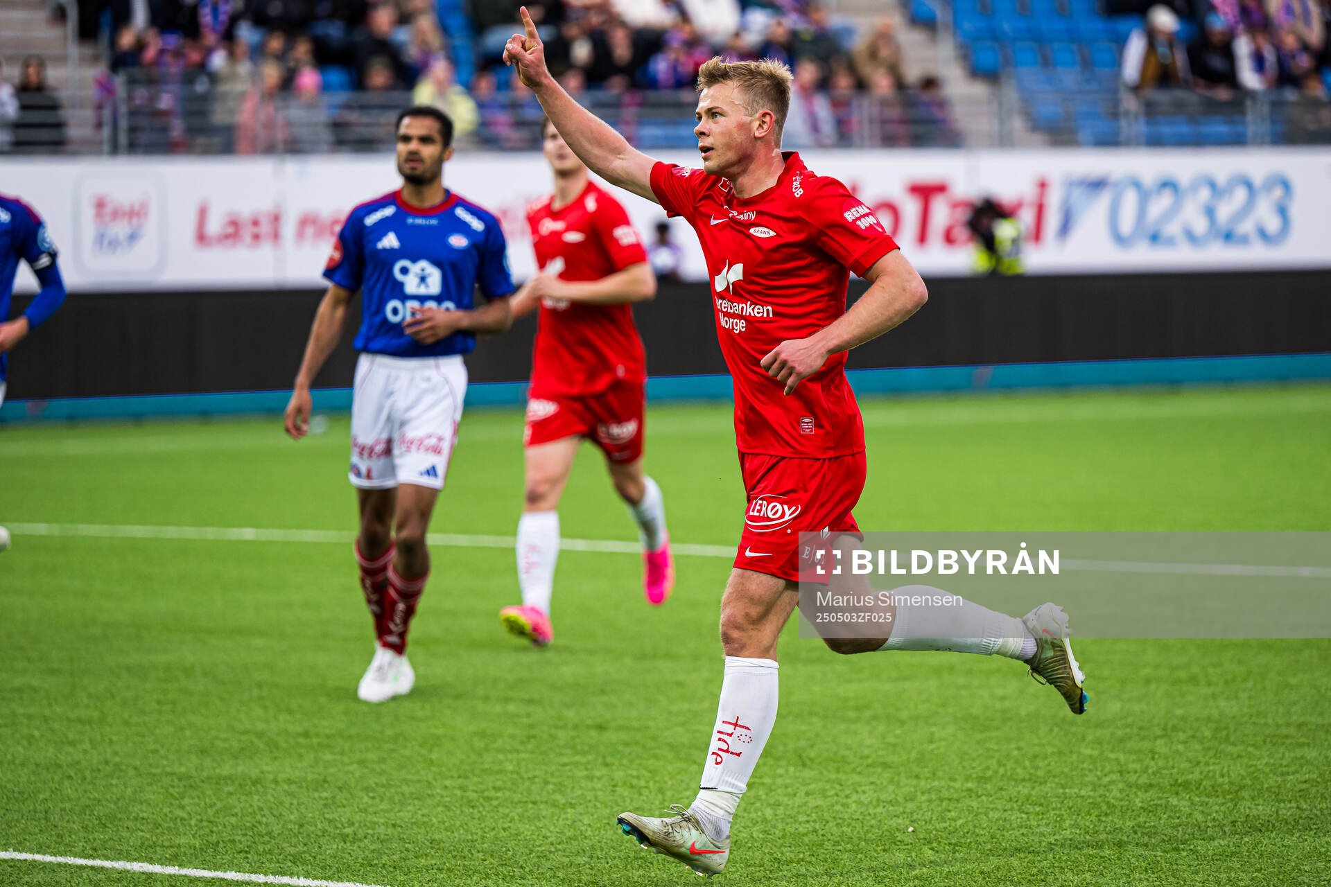 Aune Heggebø of Brann celebrates after scoring the 2-4 goal during the Eliteserien match between Vålerenga and Brann on May 3, 2025 in Oslo.