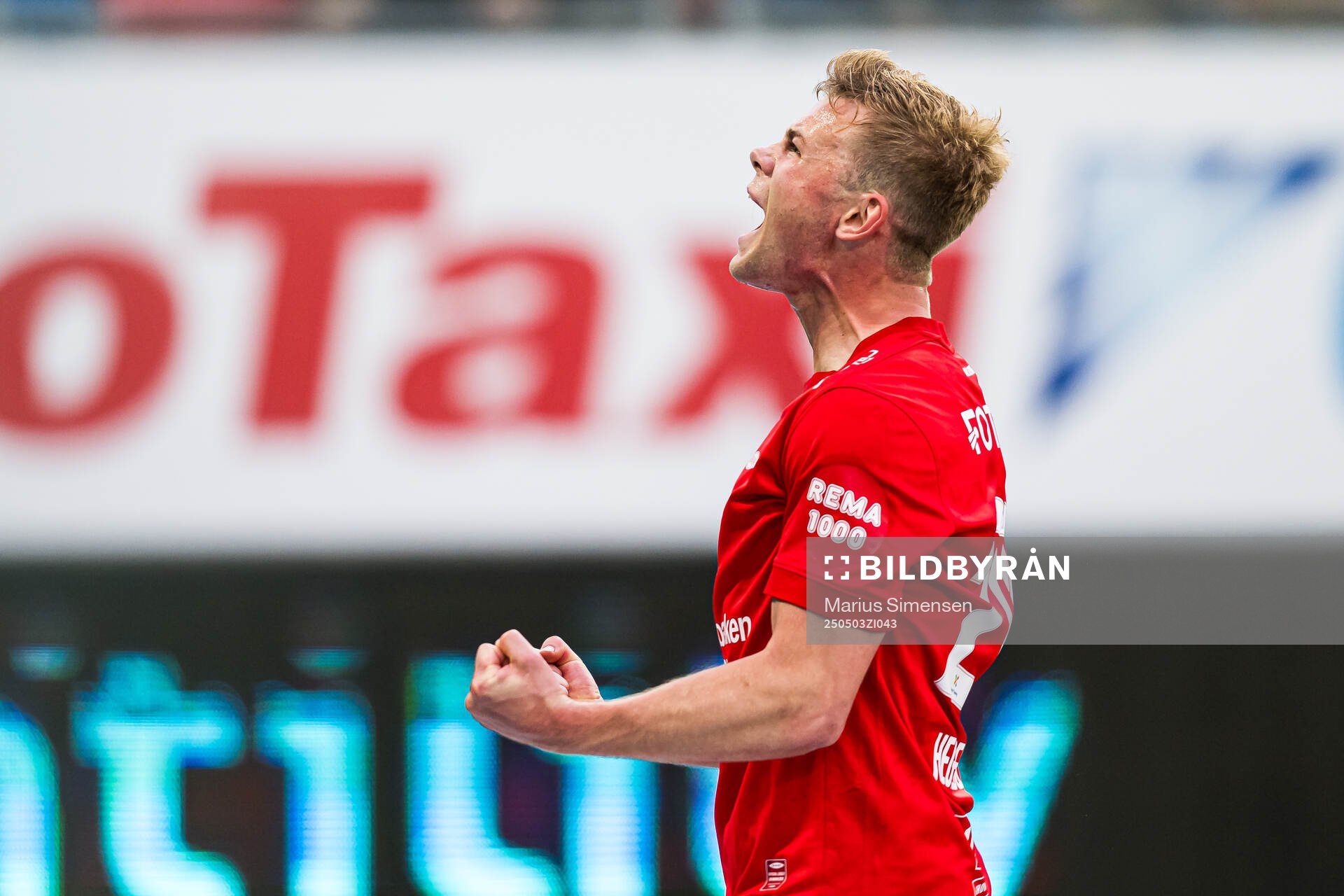 Aune Heggebø of Brann celebrates after scoring the 2-4 goal during the Eliteserien match between Vålerenga and Brann on May 3, 2025 in Oslo.