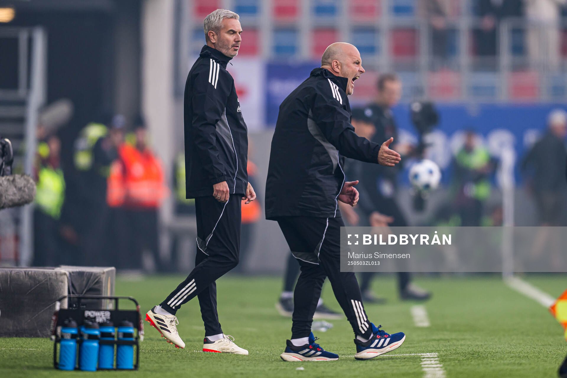 Geir Bakke, head coach of Vålerenga, during the Eliteserien match between Vålerenga and Brann on May 3, 2025 in Oslo. 
