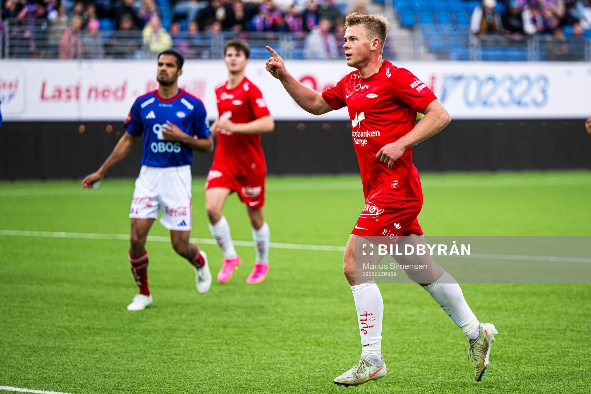 Aune Heggebø of Brann celebrates