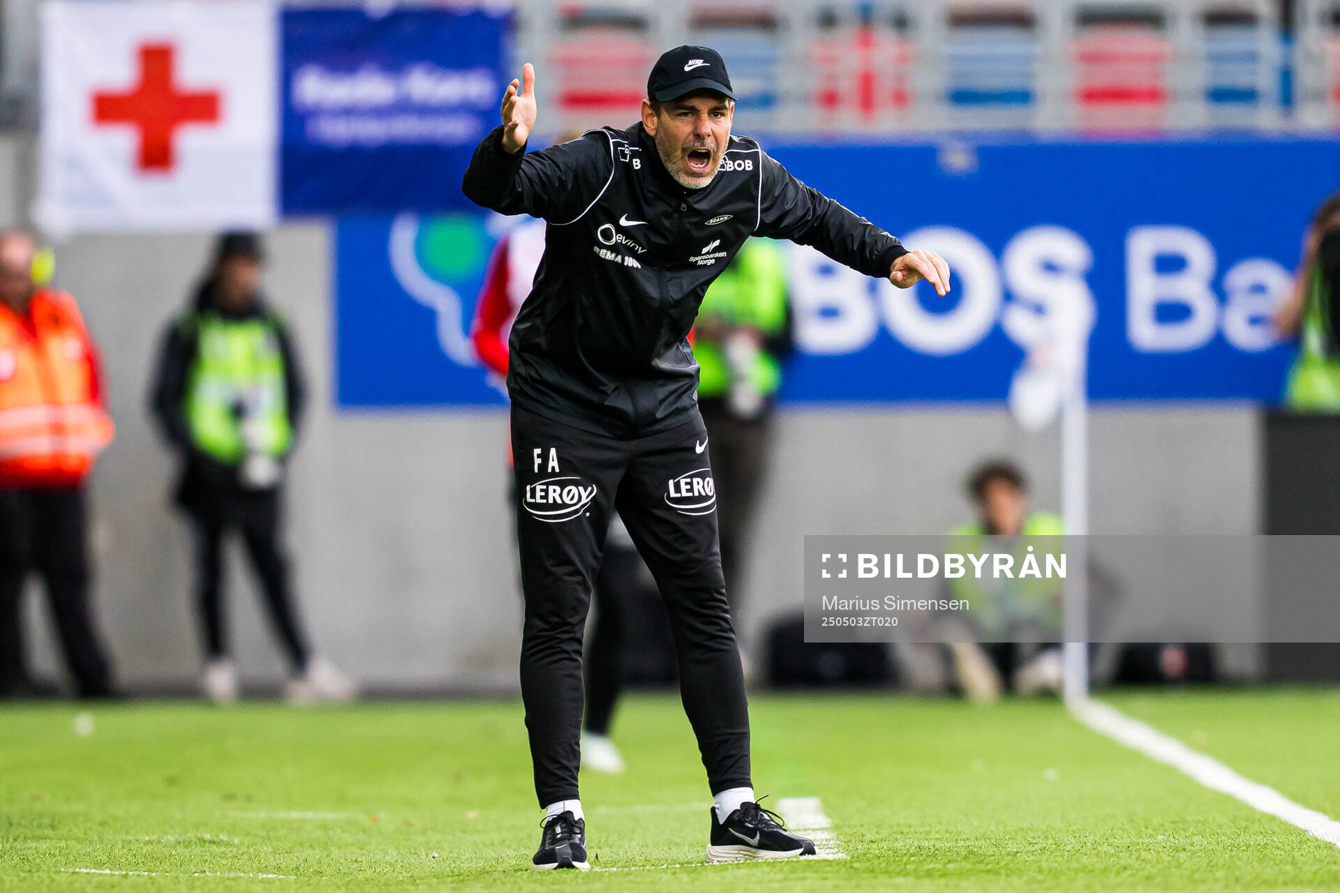 Freyr Alexandersson, head coach of Brann, during the Eliteserien match between Vålerenga and Brann on May 3, 2025 in Oslo. 
