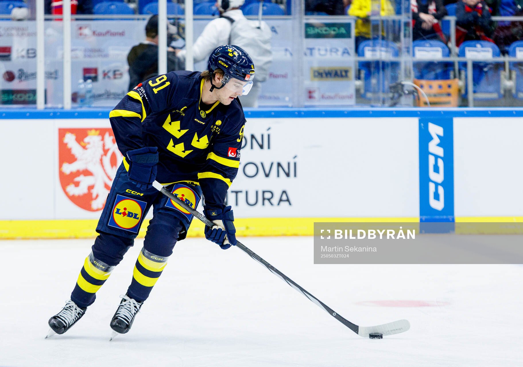 Leo Carlsson of Sweden