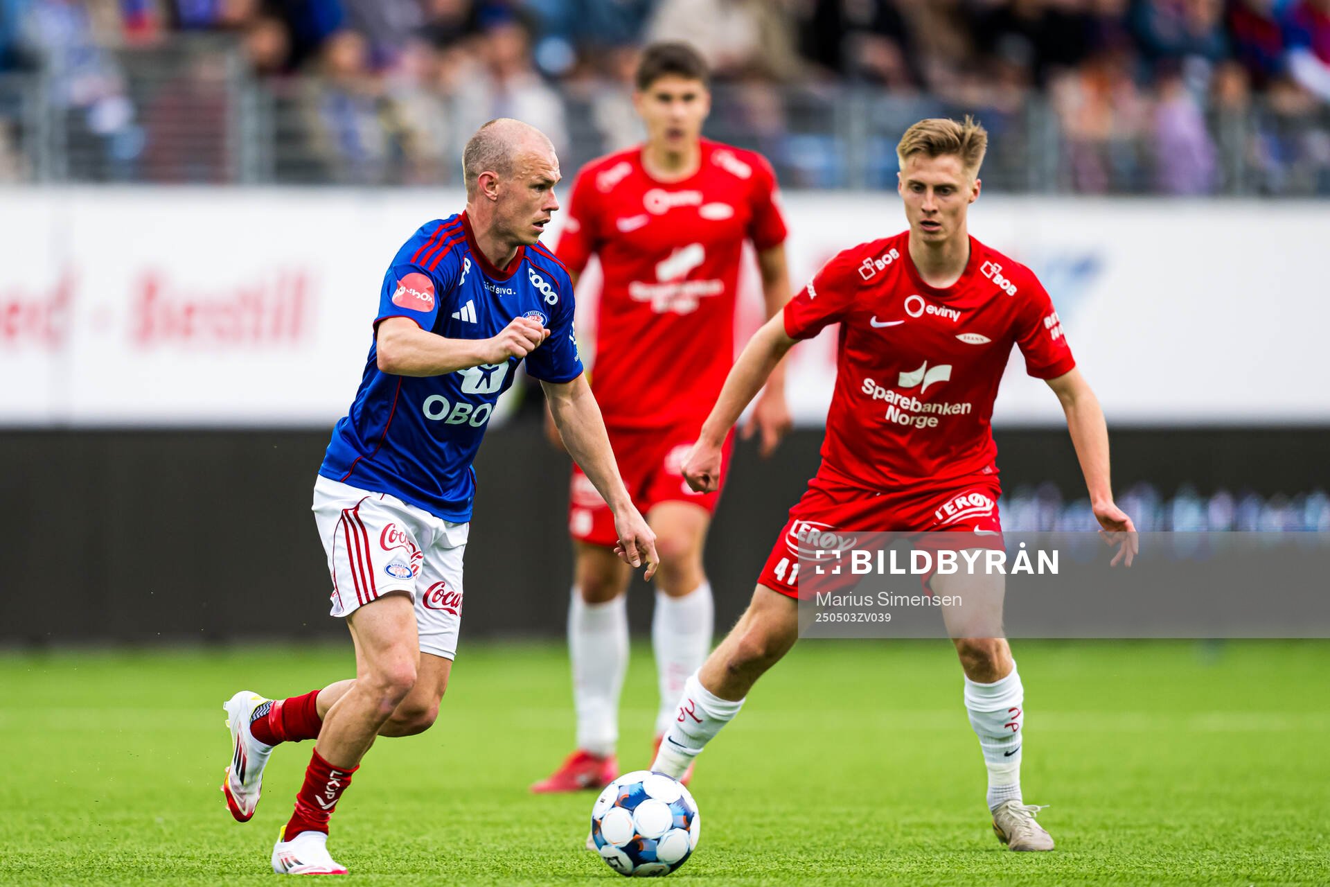 Petter Dahle Strand of Vålerenga and Lars Bjørnerud Remmem of Brann during the Eliteserien match between Rosenborg and Molde on May 3, 2025 in Oslo.