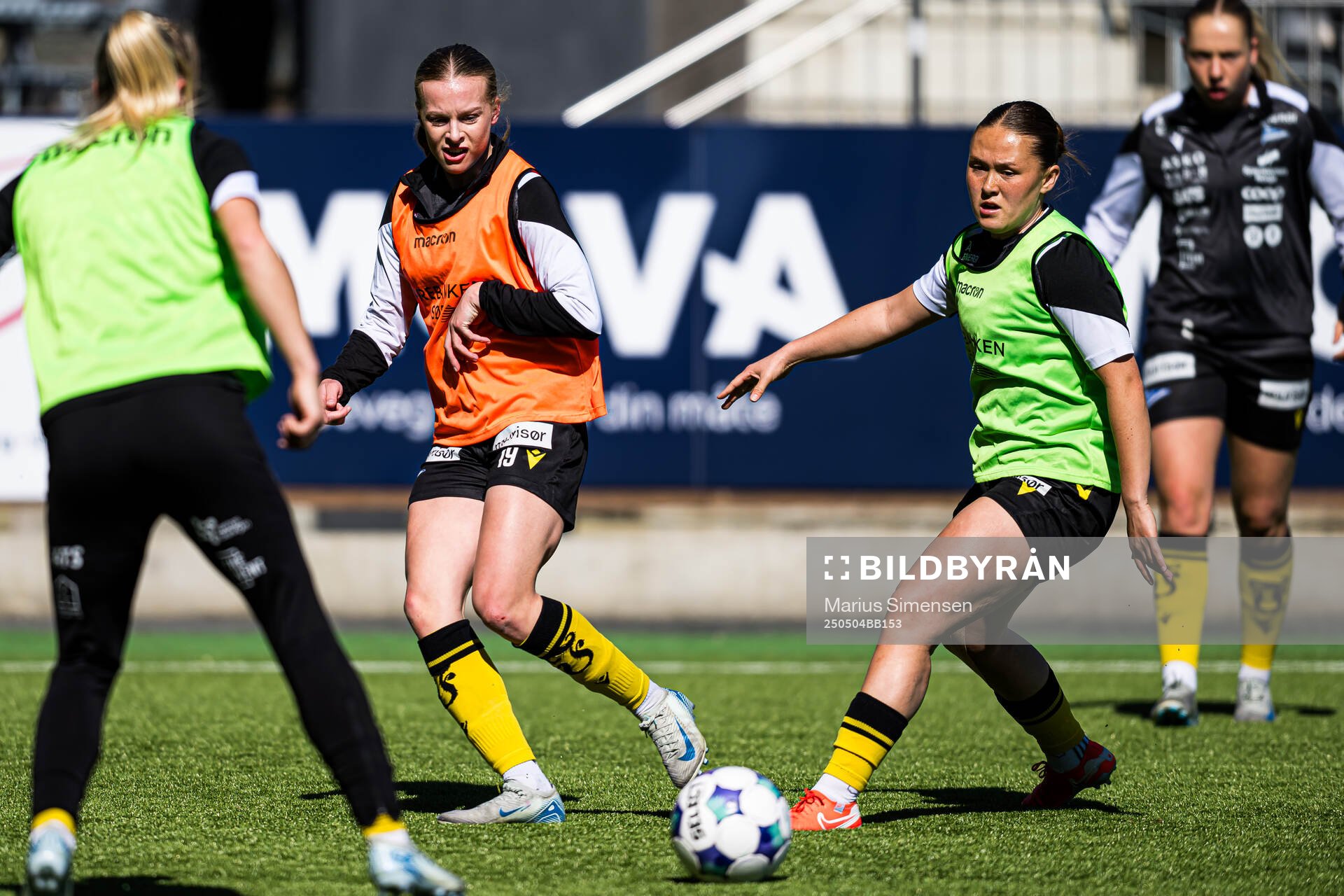 Johanna Fedeler of Start warms up ahead of the 1. division football match between Åsane and Start on May 4, 2025 in Bergen.