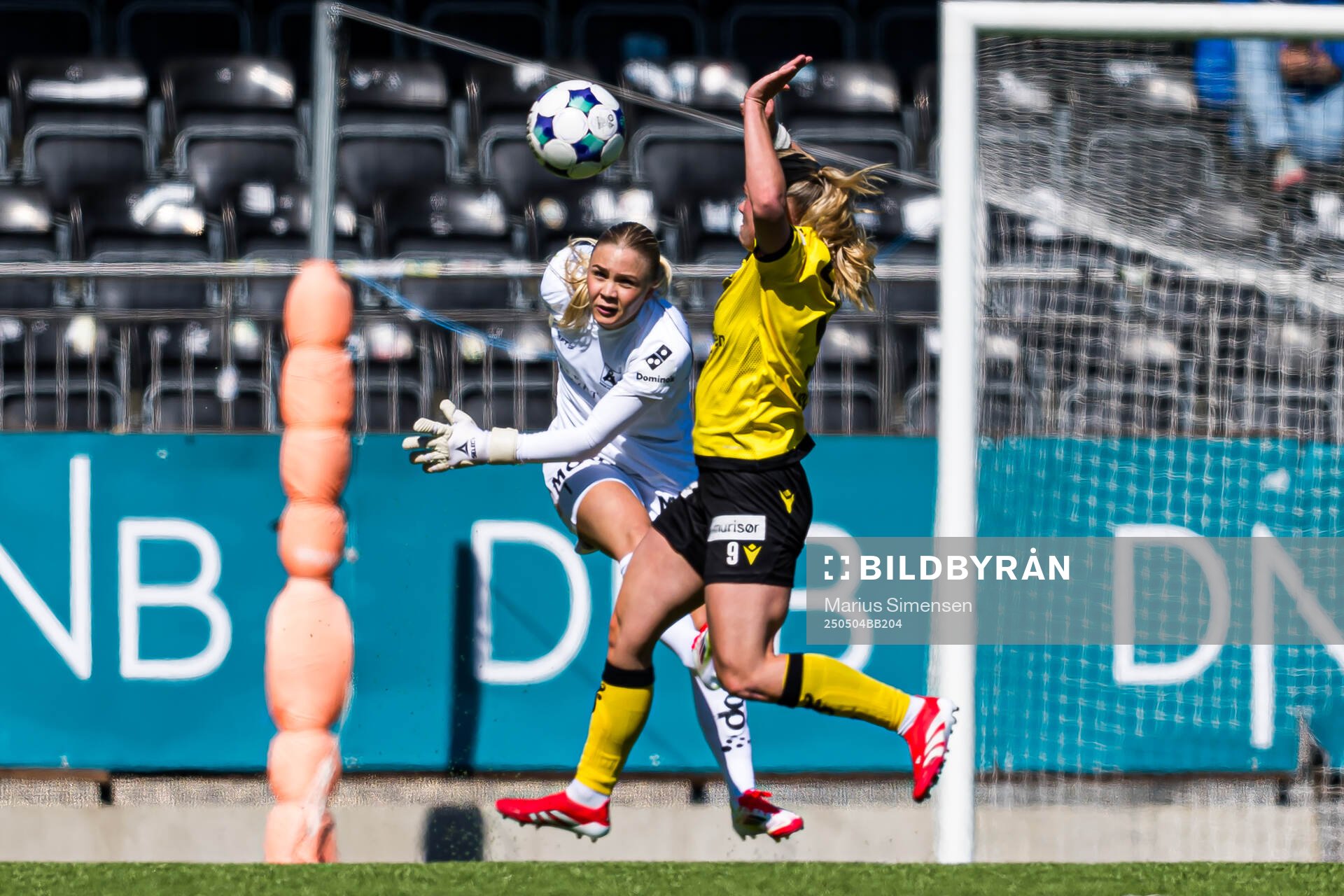 Hanne Larsen of Åsane during the 1. division football match between Åsane and Start on May 4, 2025 in Bergen.