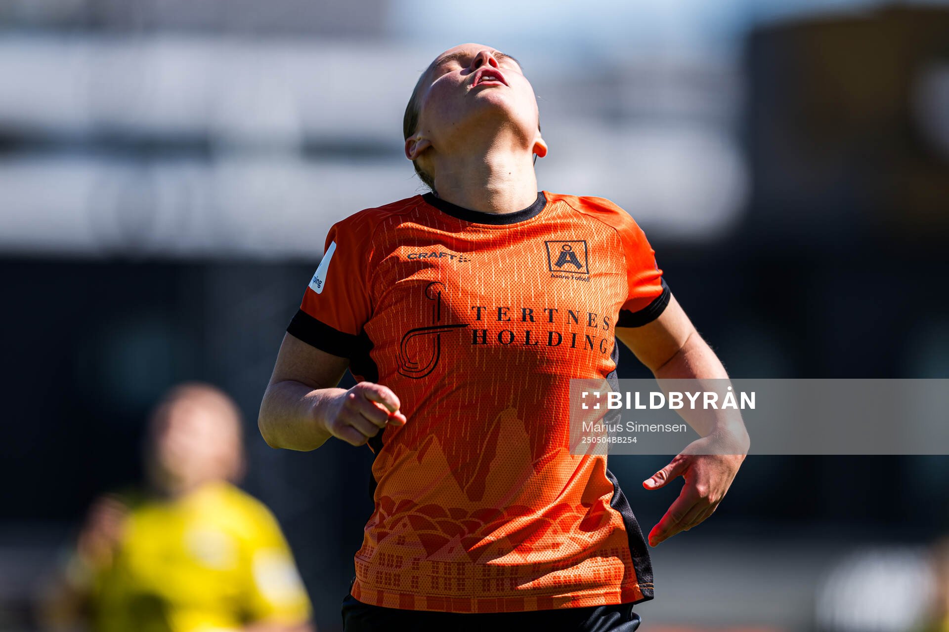 Mathilde Sangolt of Åsane looks dejected