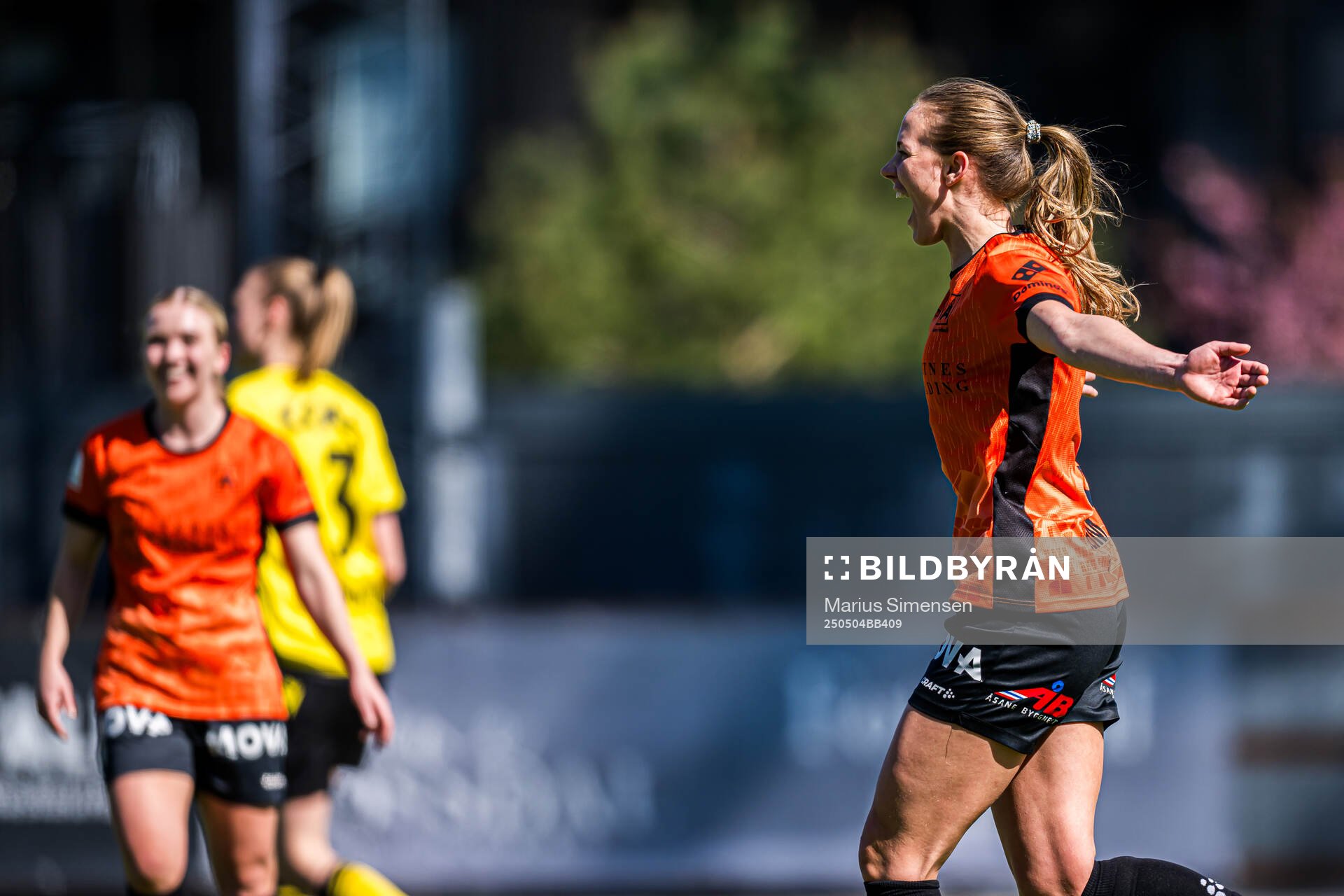 Marie Myhrvold Seim of Åsane celebrates