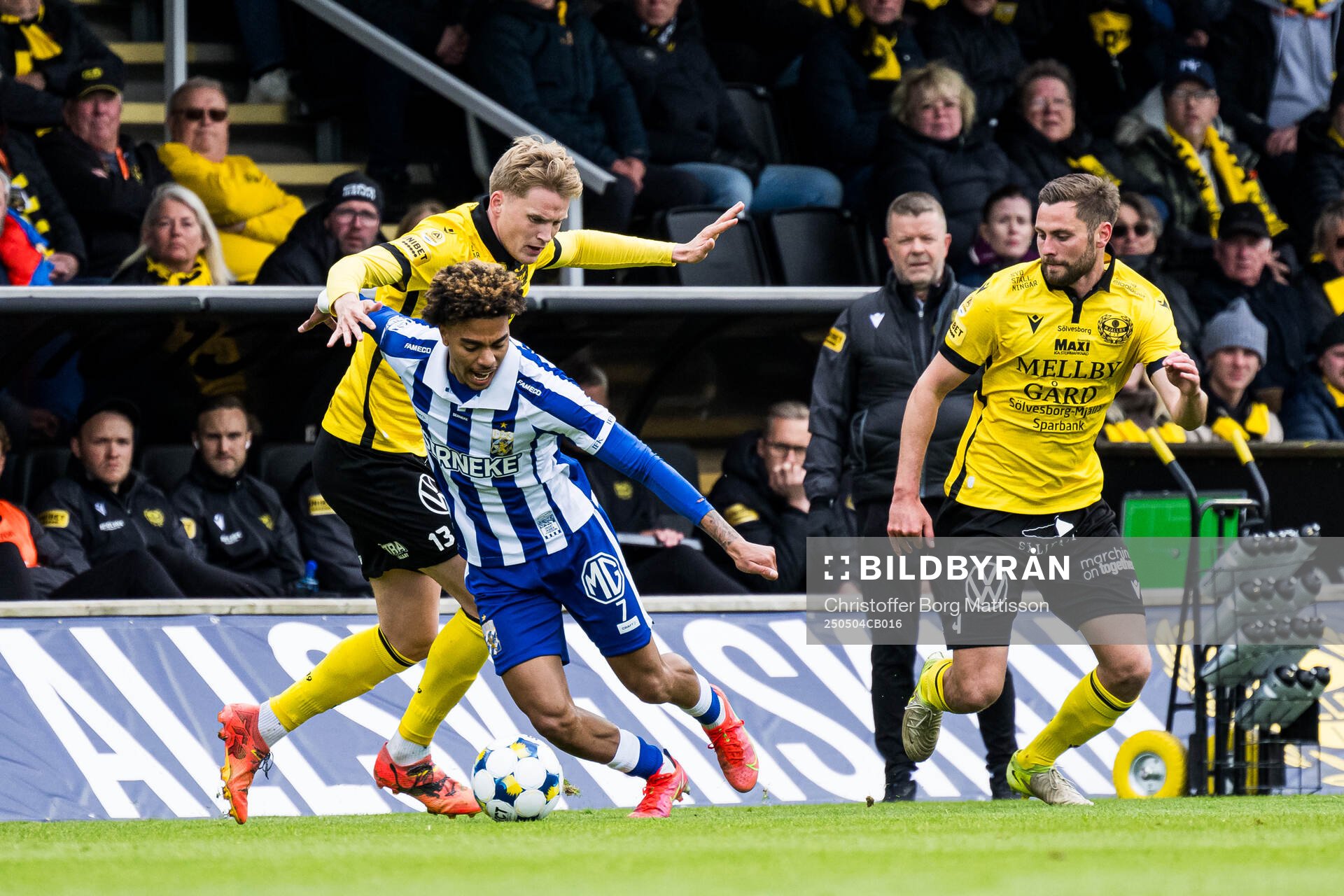 Mjällbys Jacob Kiilerich Rask och IFK Göteborgs Sebastian