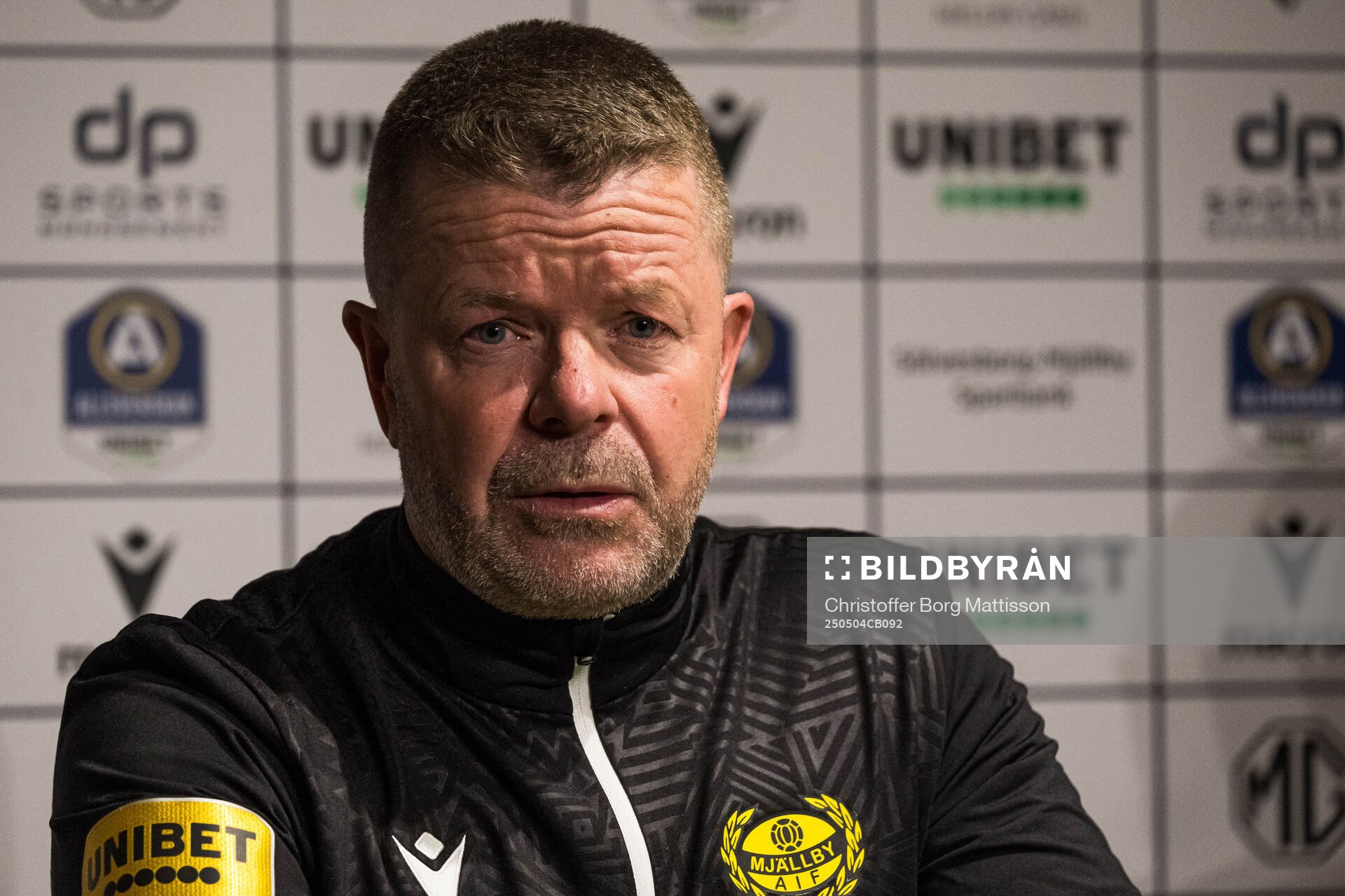 Mjällbys tränare Anders Torstensson efter fotbollsmatchen i Allsvenskan mellan Mjällby och IFK Göteborg den 4 maj 2025 i Hällevik.
