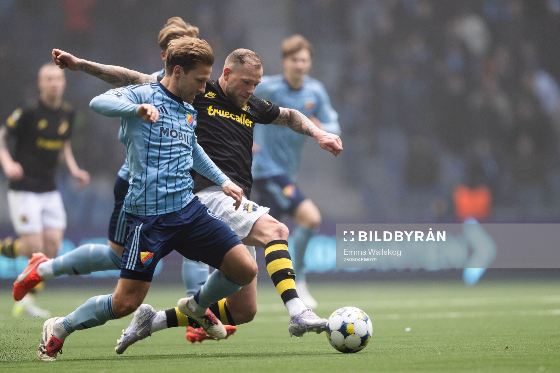 Djurgårdens Daniel Stensson och AIKs John Guidetti
