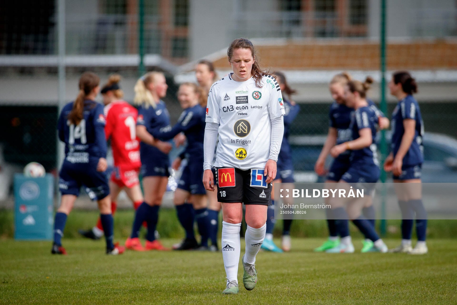 Örebro SKs Ida Ahlbom deppar vid 1-4