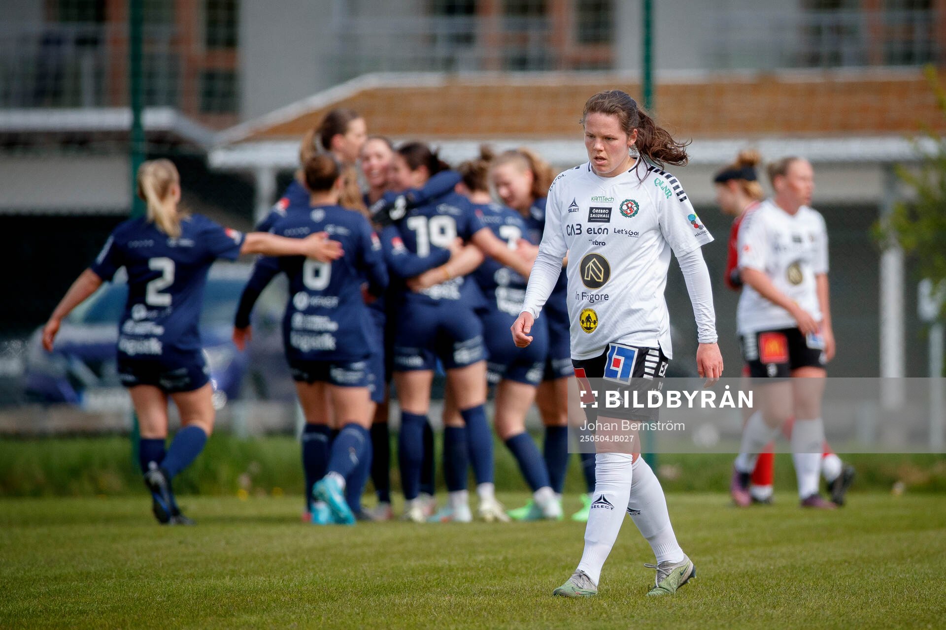 Örebro SKs Ida Ahlbom deppar vid 1-4