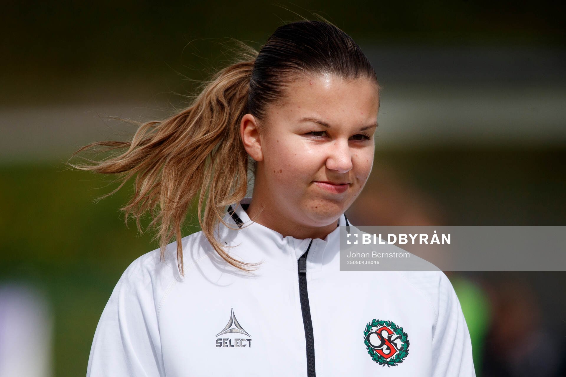 Örebro SKs Nathalie Brorsson under fotbollsmatchen i Elitettan mellan Örebro SK och Eskilstuna United den 4 maj 2025 i Örebro. 