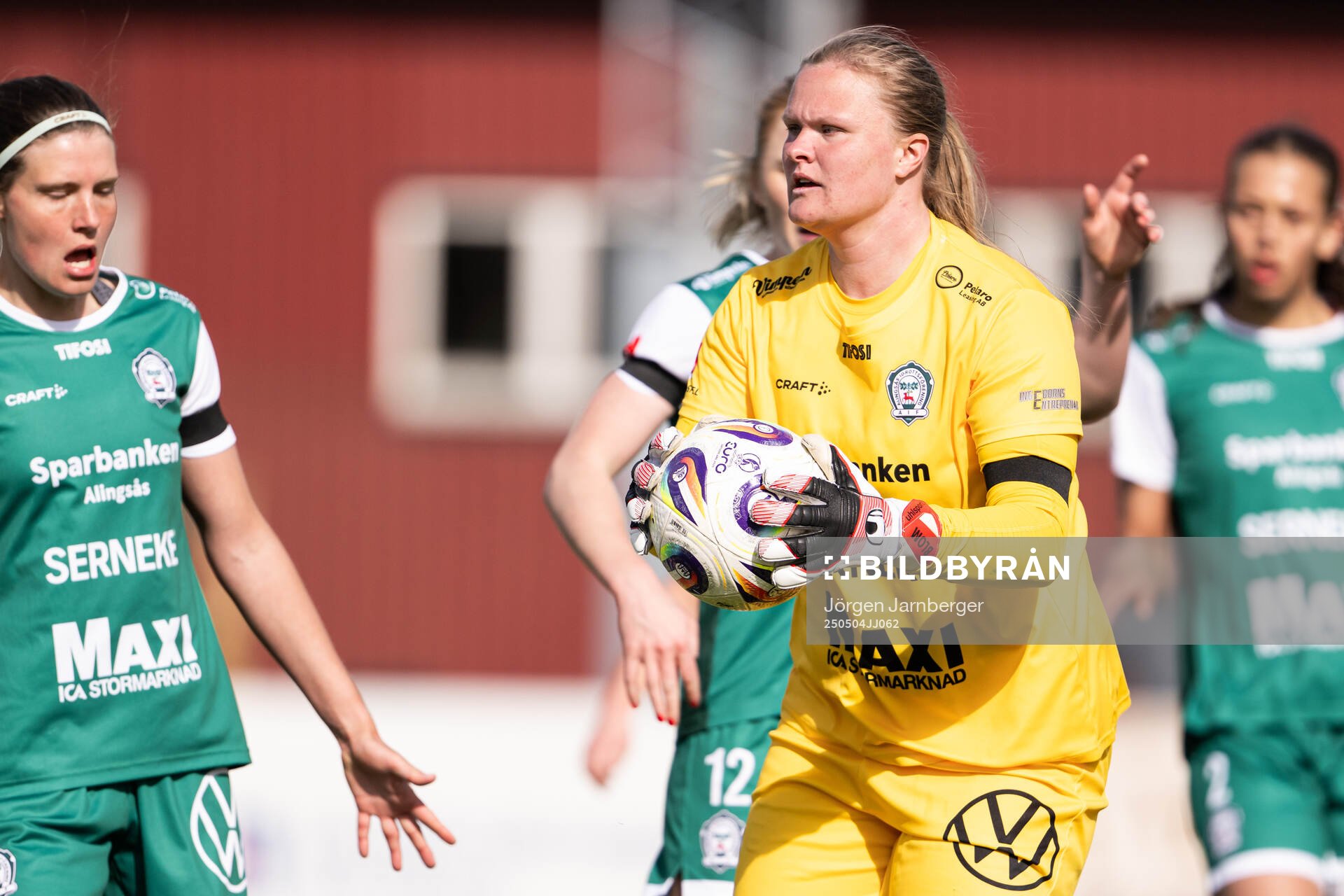 Alingsås målvakt Alexandra Blom under fotbollsmatchen i Damallsvenskan mellan Alingsås och Rosengård den 4 maj 2025 i Alingsås. 