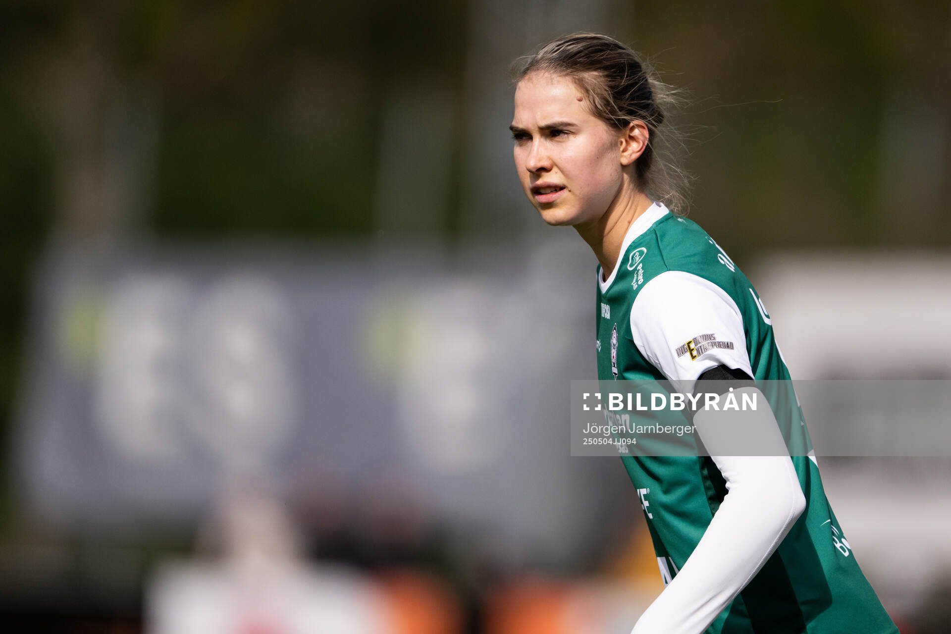Alingsås Emmaliina Tulkki under fotbollsmatchen i Damallsvenskan mellan Alingsås och Rosengård den 4 maj 2025 i Alingsås. 