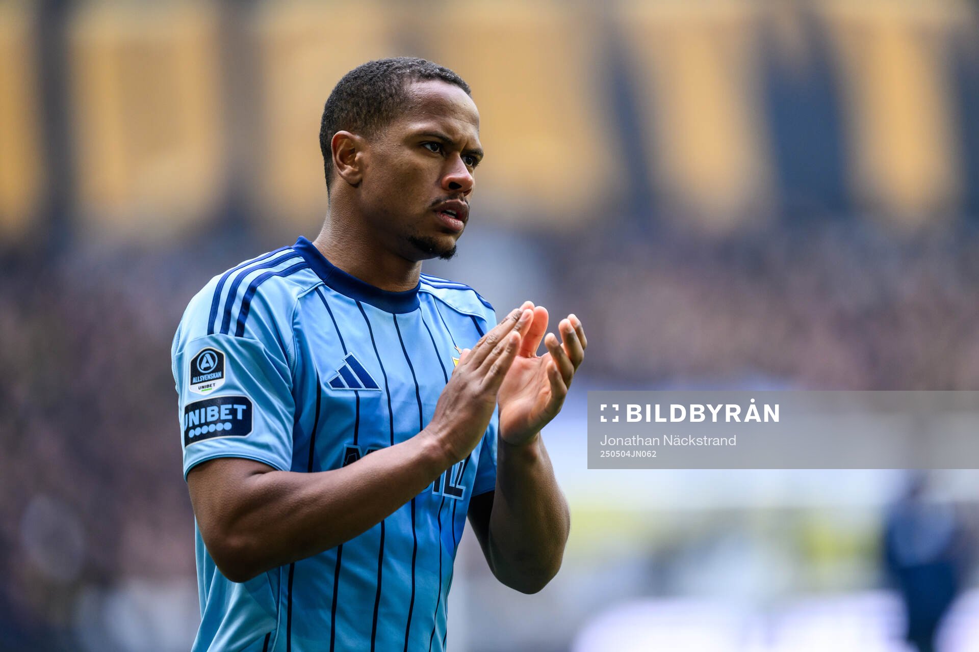 Djurgårdens Zakaria Sawo efter fotbollsmatchen i Allsvenskan mellan Djurgården och AIK den 4 maj 2025 i Stockholm. 