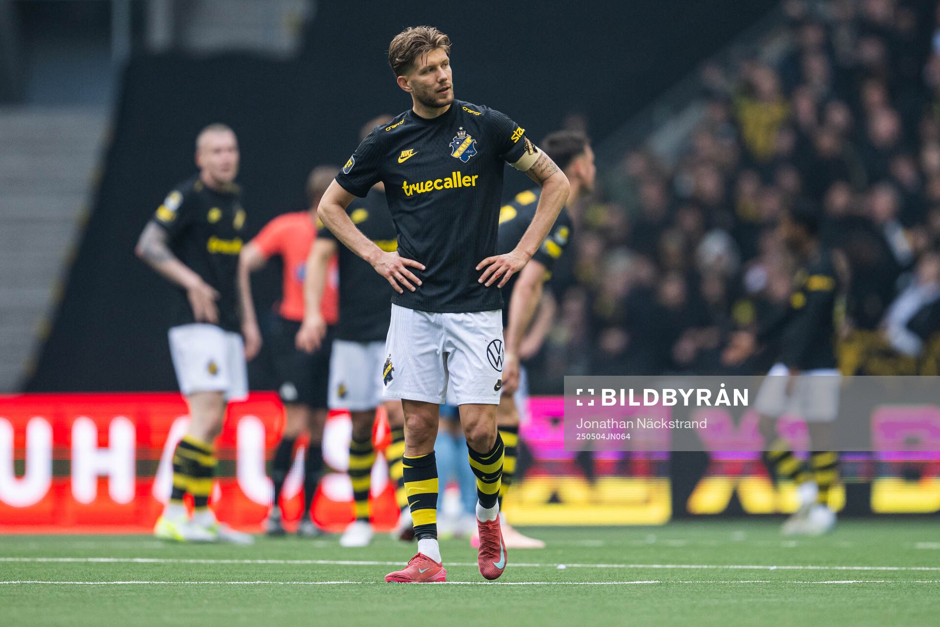 AIKs Anton Salétros efter fotbollsmatchen i Allsvenskan mellan Djurgården och AIK den 4 maj 2025 i Stockholm. 
