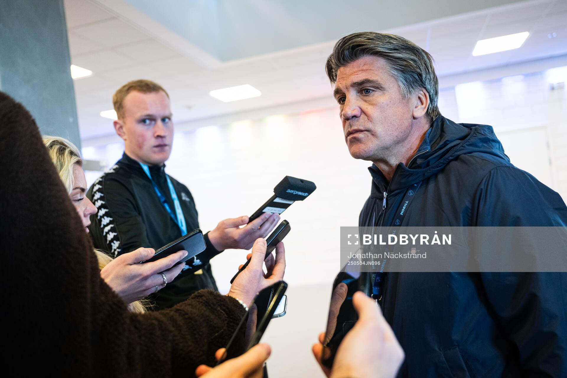 Djurgårdens sportchef Bosse Andersson i mixade zonen efter fotbollsmatchen i Allsvenskan mellan Djurgården och AIK den 4 maj 2025 i Stockholm.