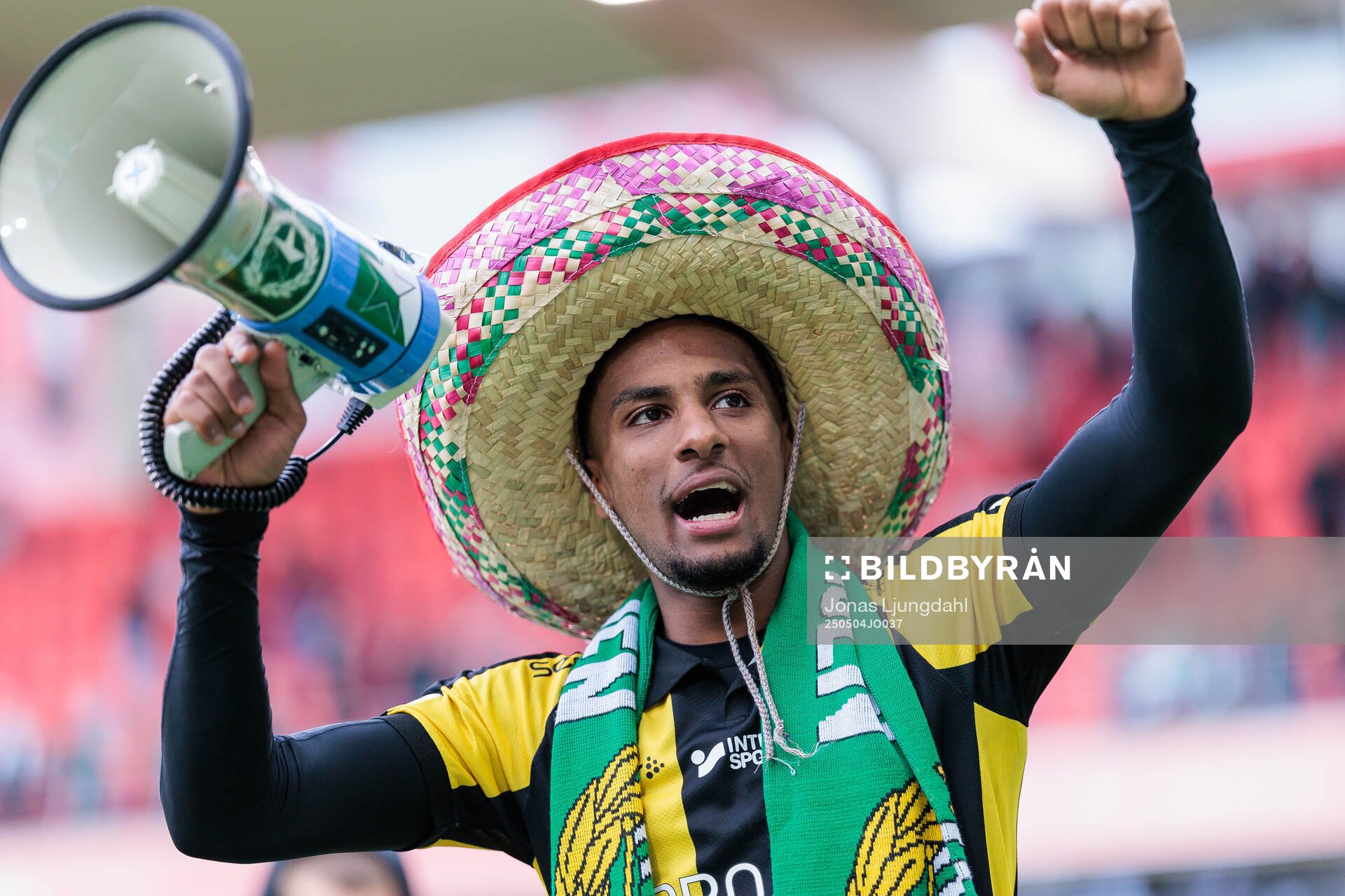 Hammarbys Paulos Abraham jublar efter fotbollsmatchen i Allsvenskan mellan Öster och Hammarby den 4 maj 2025 i Växjö. 