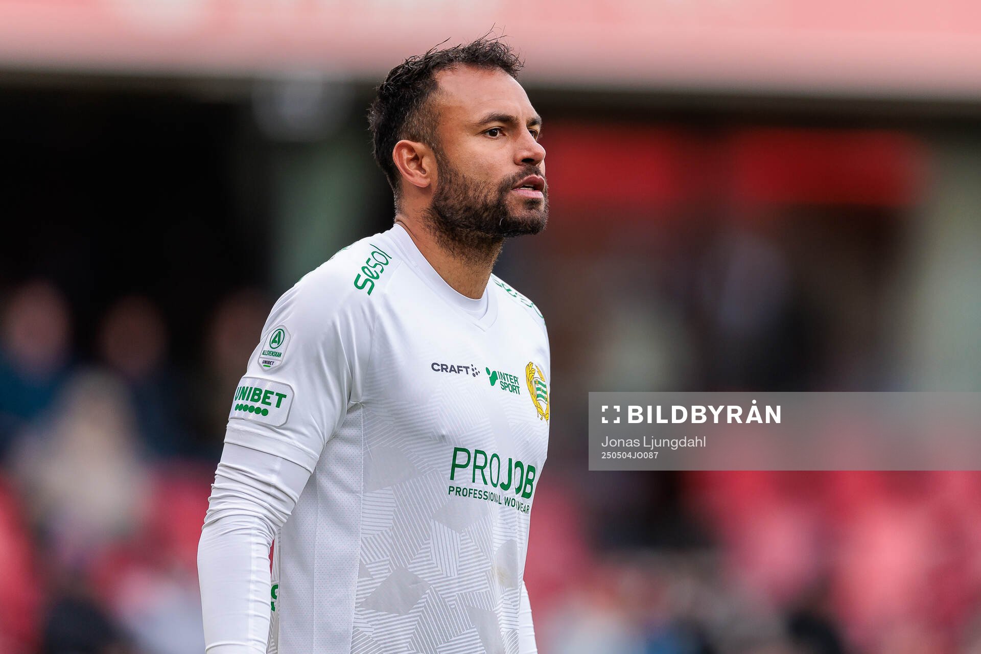 Hammarbys målvakt Warner Hahn under fotbollsmatchen i Allsvenskan mellan Öster och Hammarby den 4 maj 2025 i Växjö. 