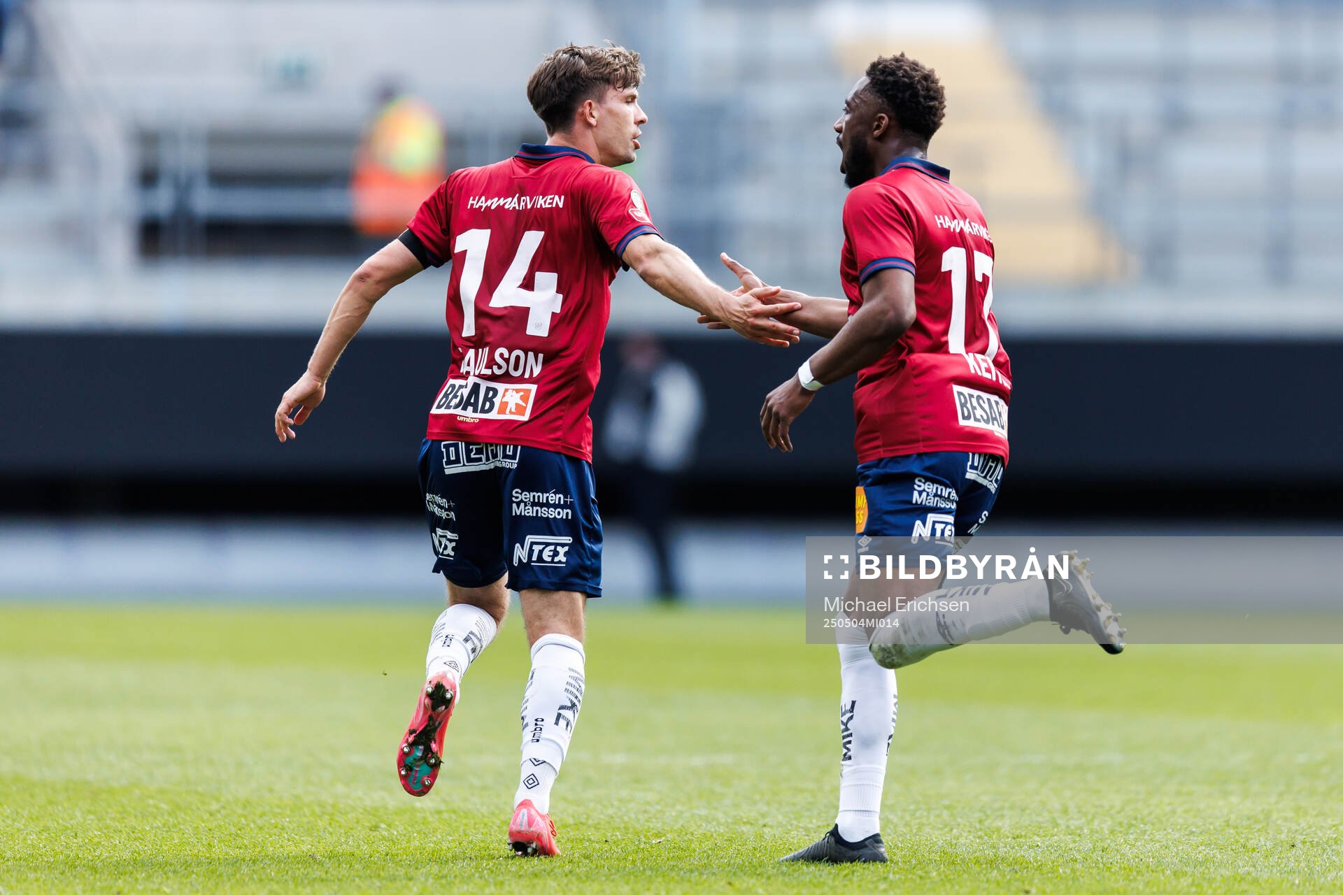 Örgrytes Daniel Paulson jublar efter 1-2 under fotbollsmatchen i Superettan mellan Örgryte och Falkenberg den 4 maj 2025 i Göteborg. 