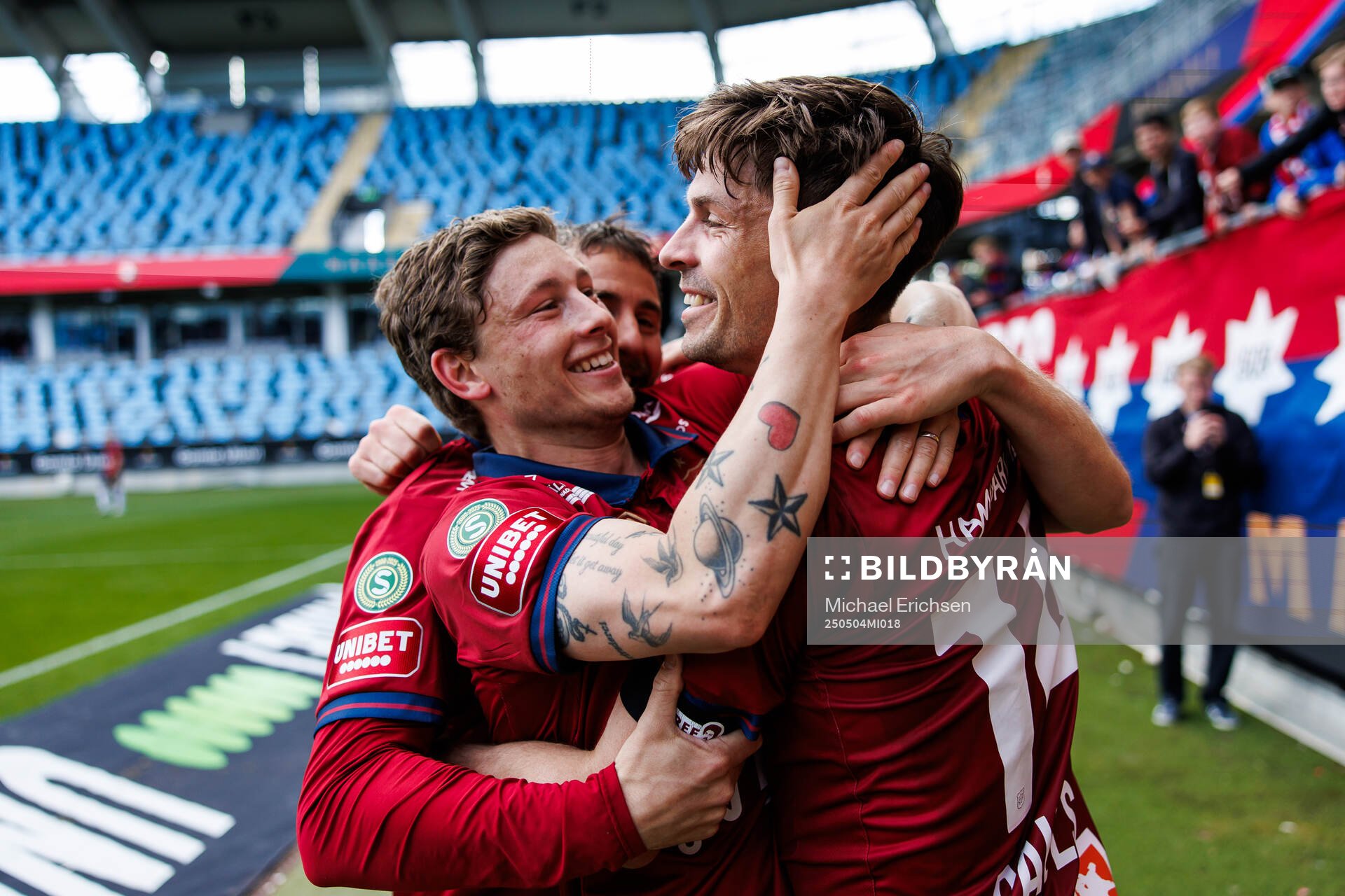 Örgrytes Daniel Paulson jublar efter 3-2 under fotbollsmatchen i Superettan mellan Örgryte och Falkenberg den 4 maj 2025 i Göteborg. 