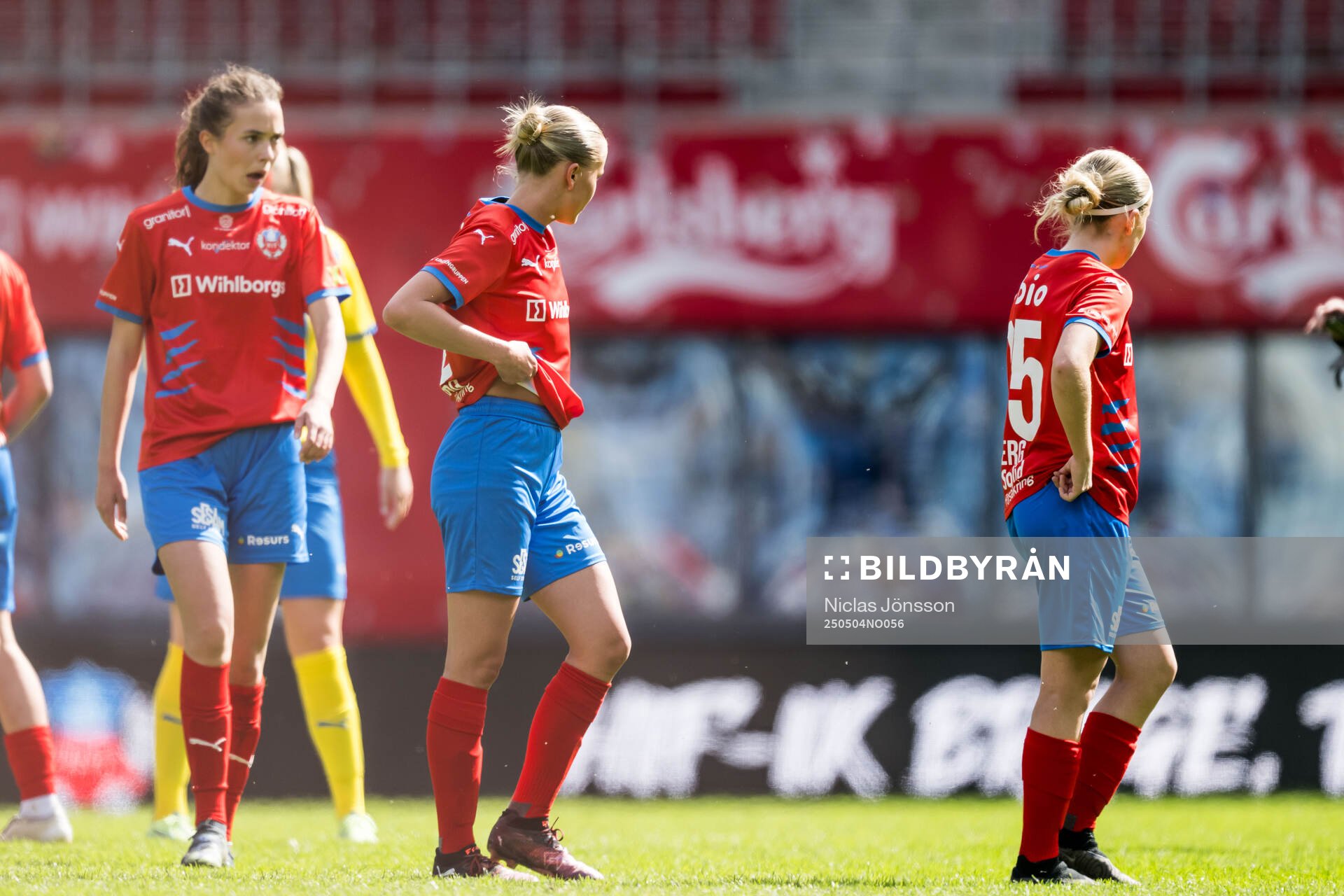 Helsingborgs Emma Sternberg deppar och Ebba Berg